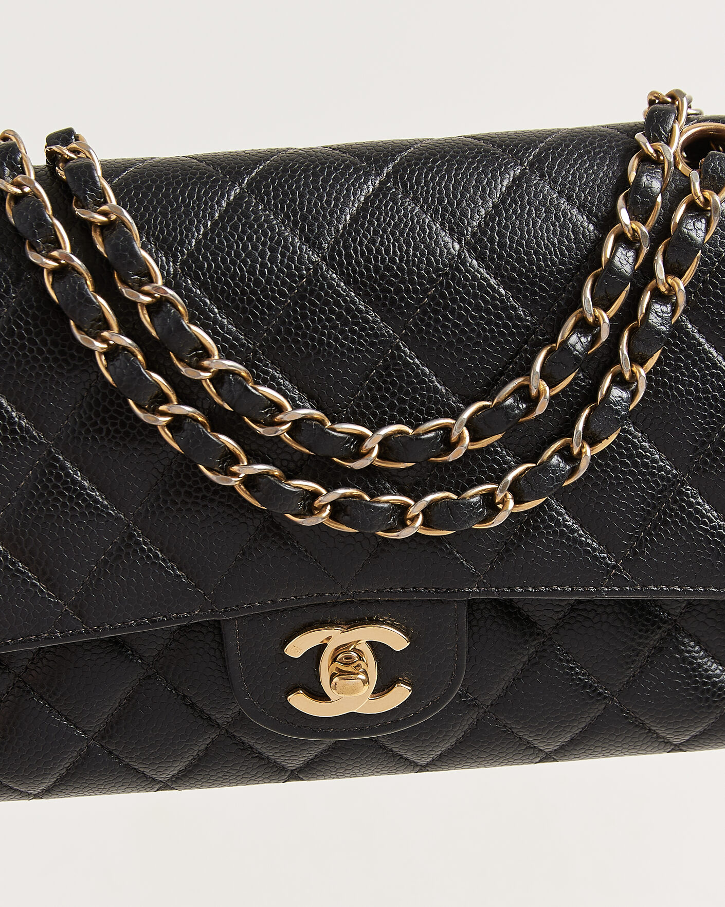 Men | Pre-Owned & Vintage Bags | Chanel Pre-Owned | Classic Medium Double Flap Bag Caviar Leather Black