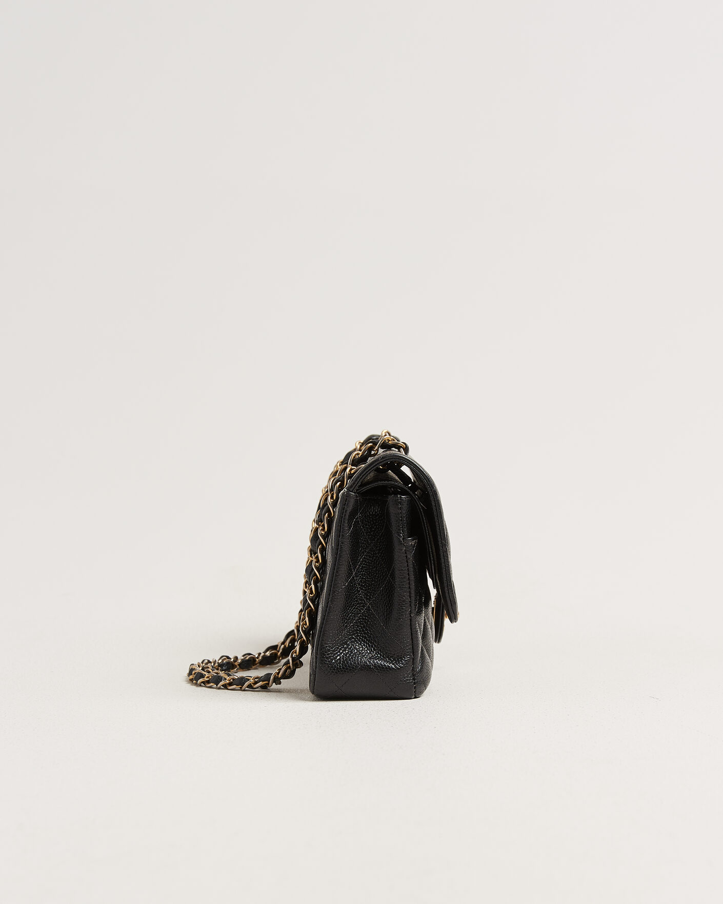 Men | Pre-Owned & Vintage Bags | Chanel Pre-Owned | Classic Medium Double Flap Bag Caviar Leather Black