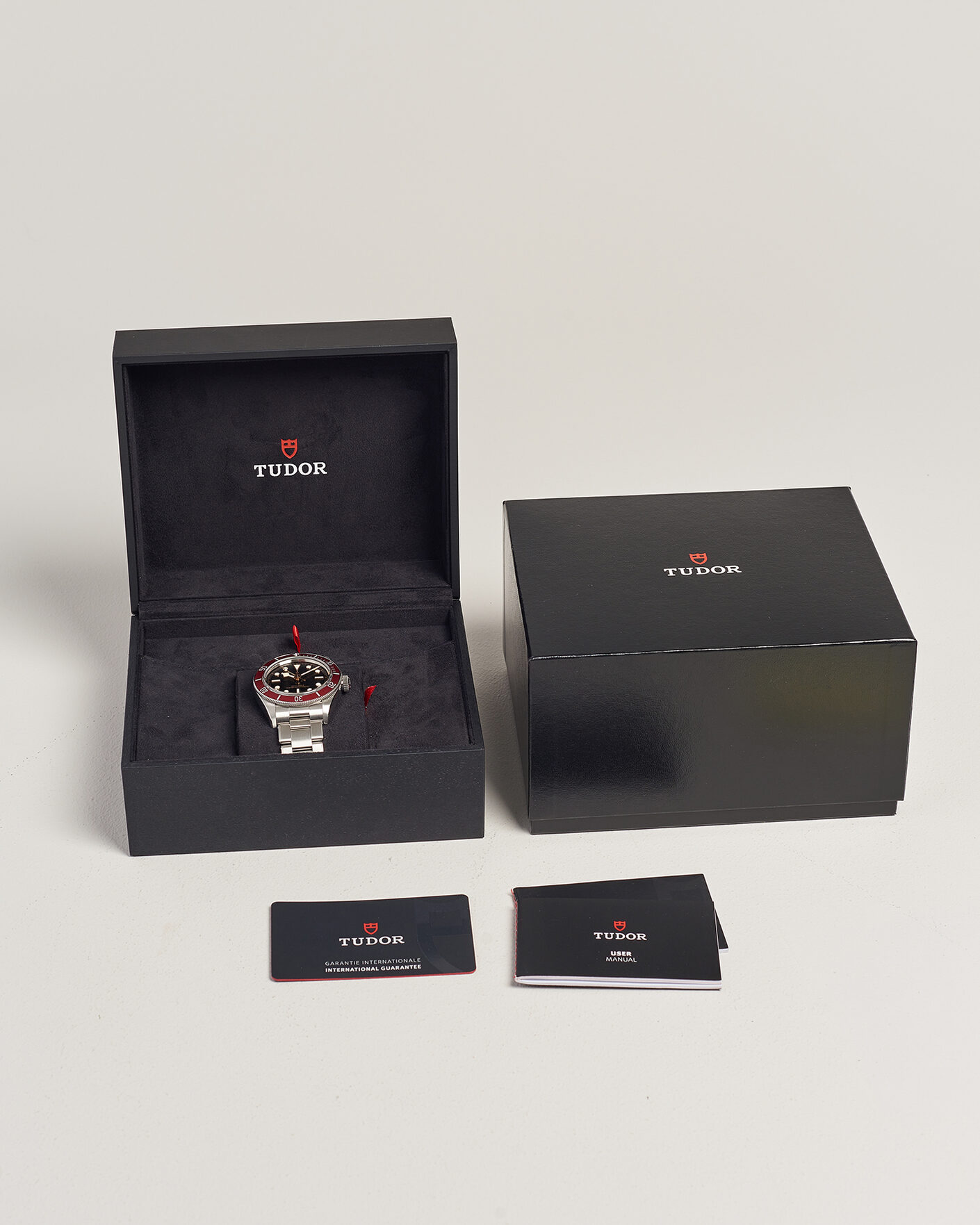Men | Pre-Owned & Vintage Watches | Tudor Pre-Owned | Black Bay Burgundy 41