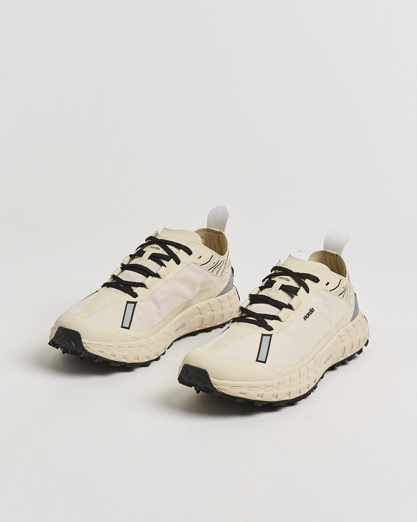Men | Trail Sneakers | Norda | 001A Running Sneakers Almond
