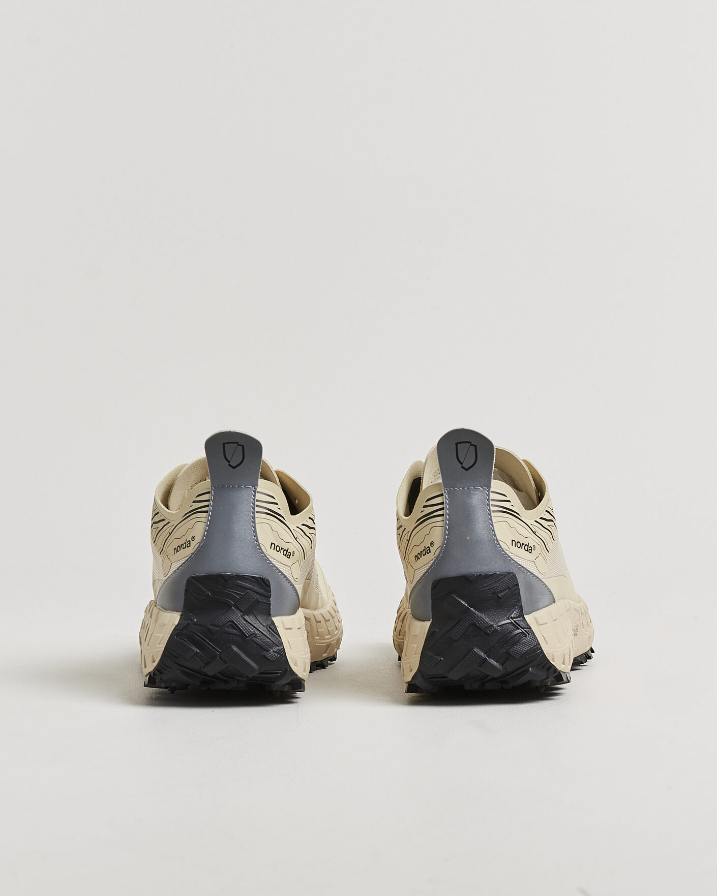 Men | Trail Sneakers | Norda | 001A Running Sneakers Almond