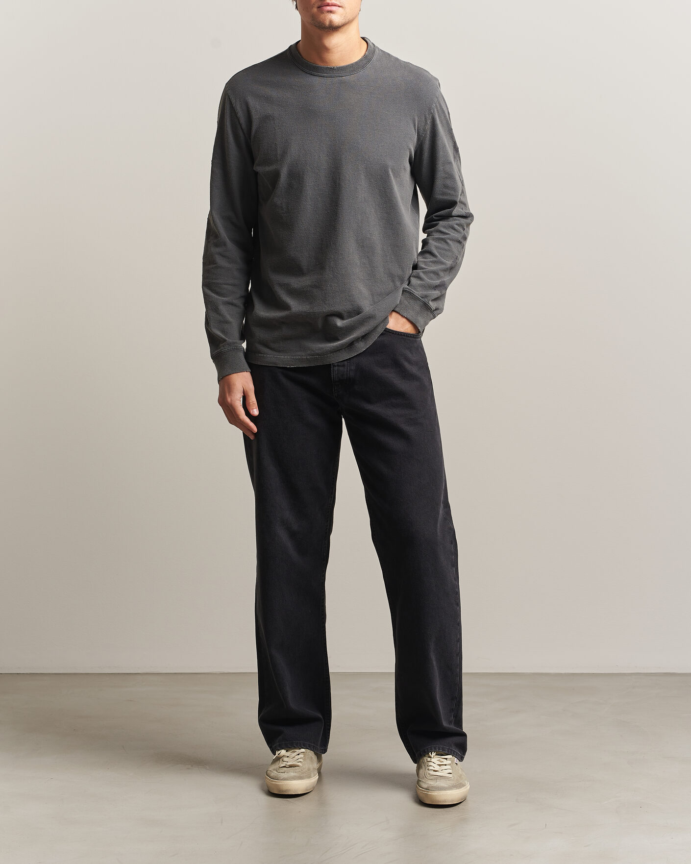 Men | Sweaters & Knitwear | Golden Goose | Long Sleeve Garment Dyed T-Shirt Anthracite