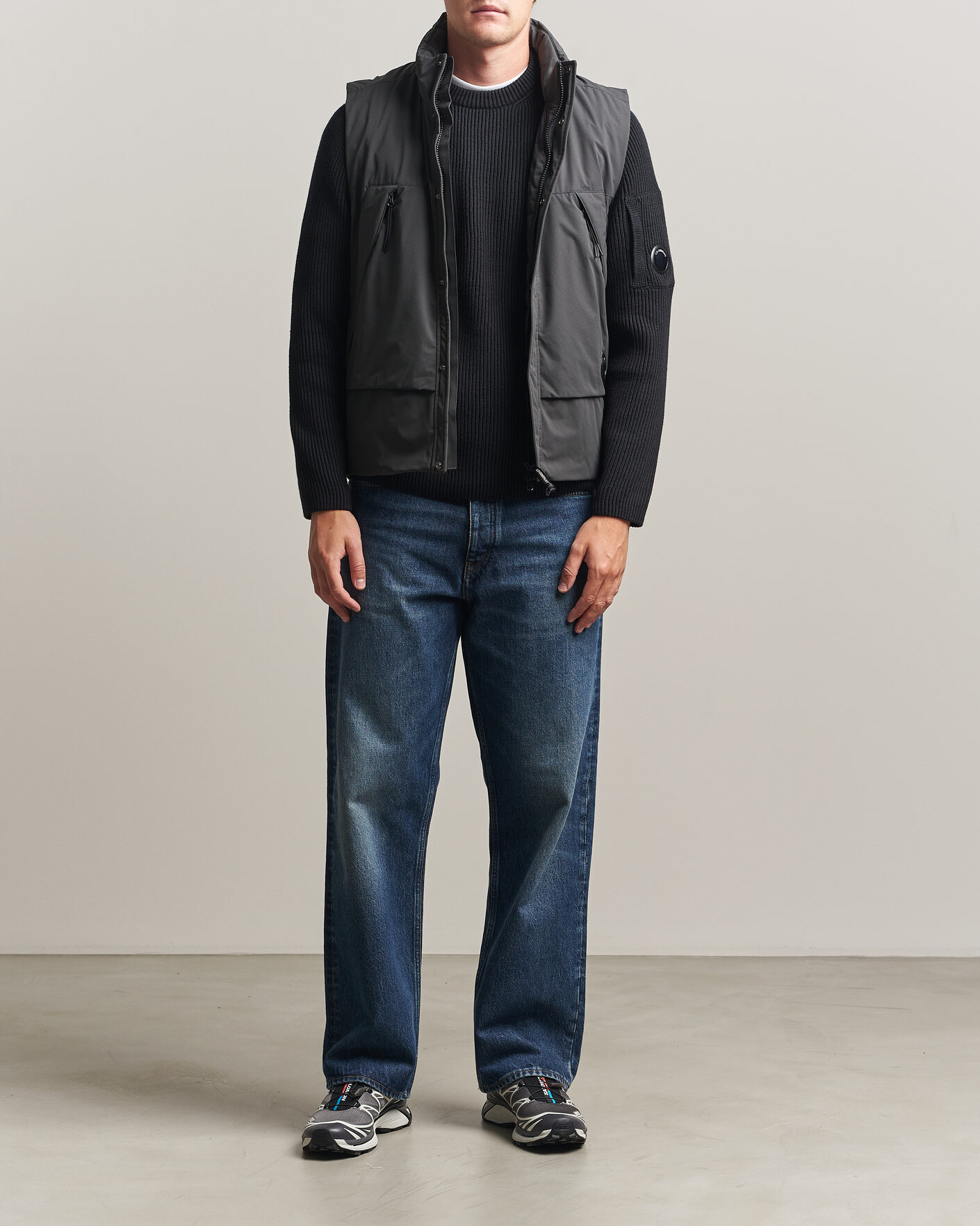 Men | Gilets | C.P. Company | Pro-Tek Lightweight Padded Vest Dark Grey