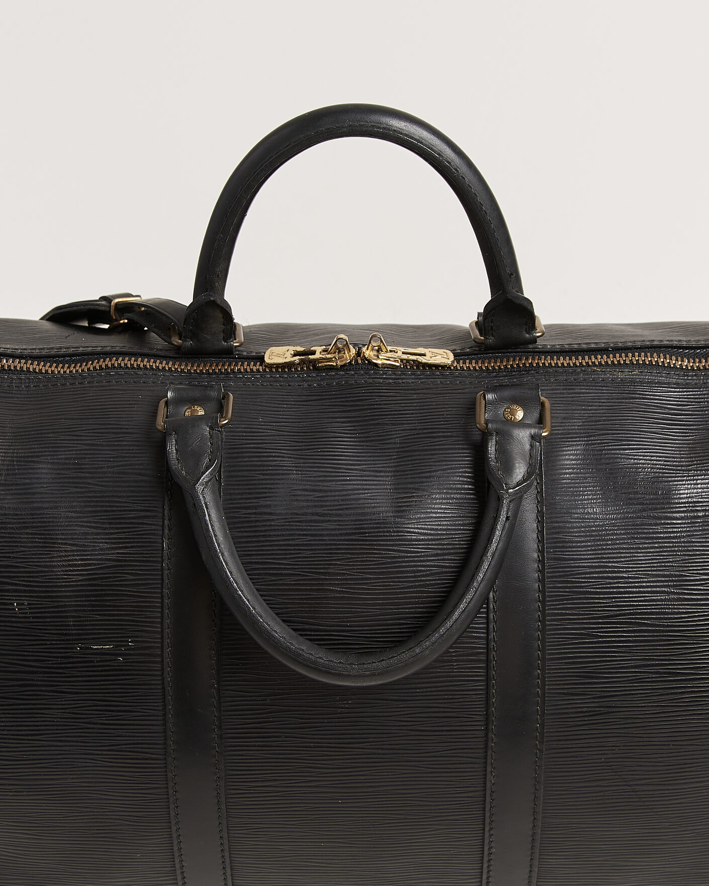Men | Louis Vuitton Pre-Owned Keepall 50 Epi Leather Black | Louis Vuitton Pre-Owned | Keepall 50 Epi Leather Black