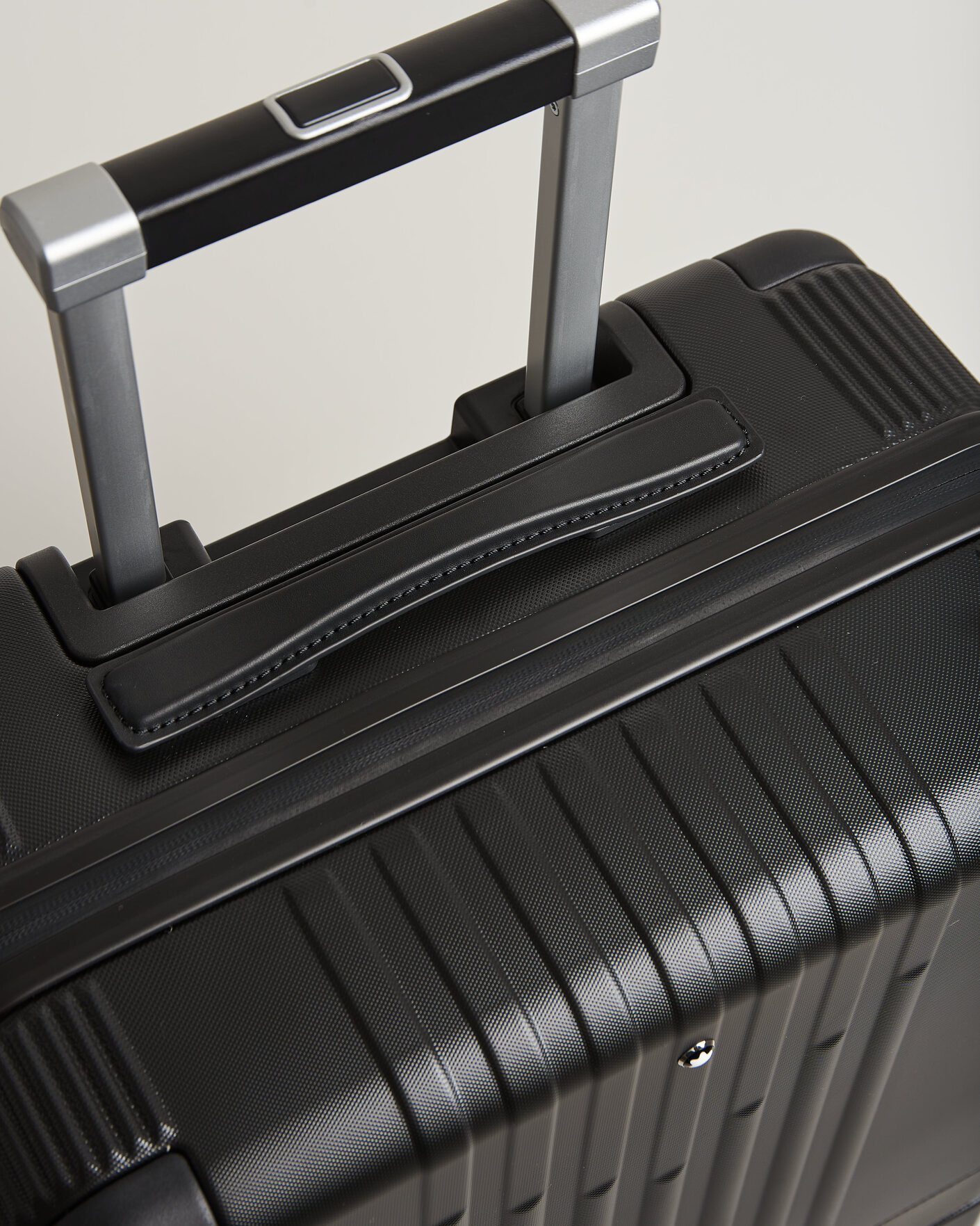 Montblanc #MY4810 Cabin Trolley Black at CareOfCarl.com