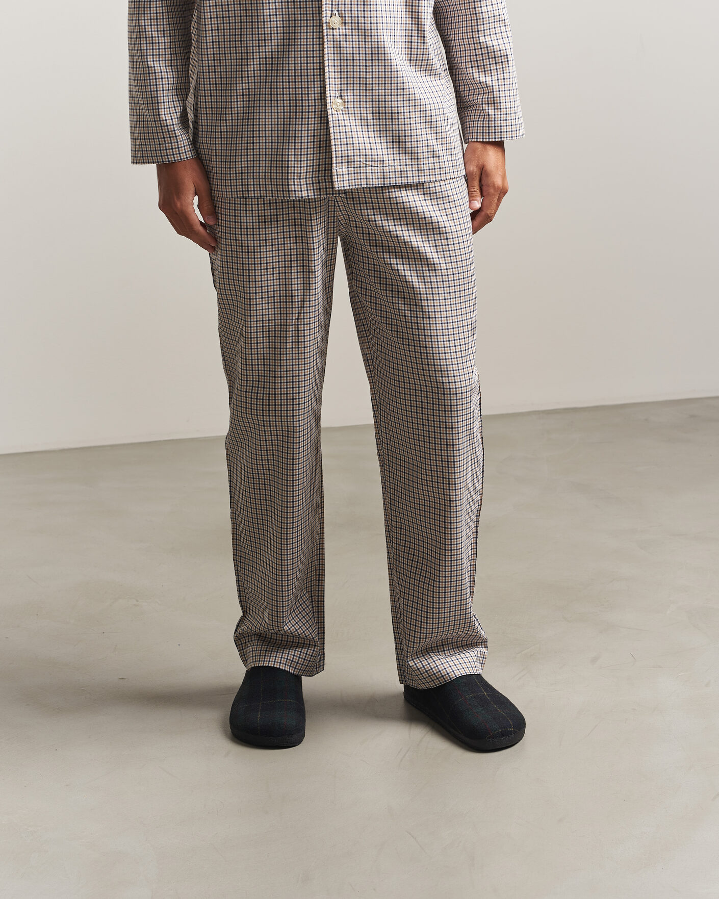 Men | Sandals & Slides | BIRKENSTOCK | Amsterdam Wrapped Dip Shearling Green Navy Plaid
