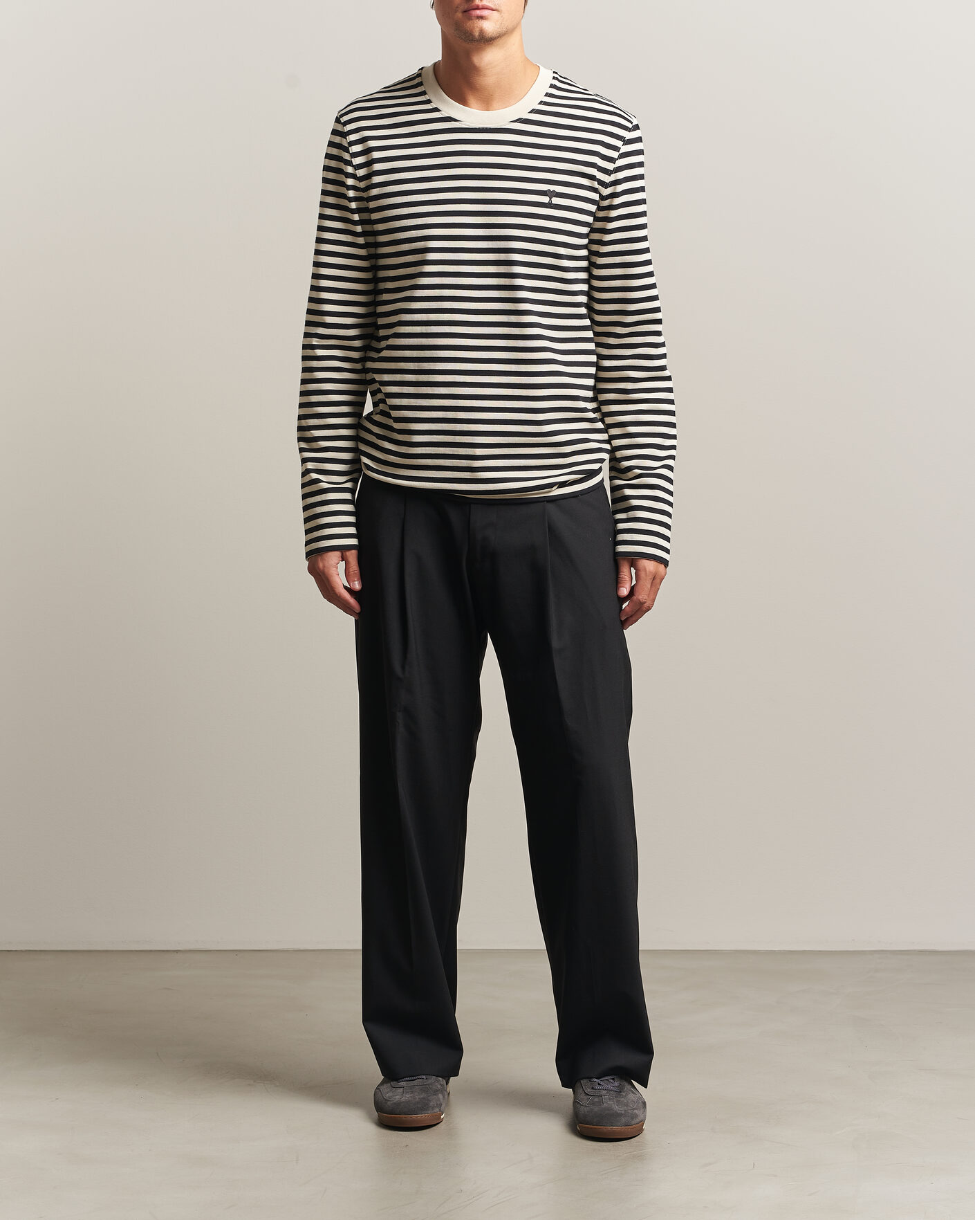 Men | T-Shirts | AMI | Black Heart Logo Striped Long Sleeve T-Shirt Black/Ivory