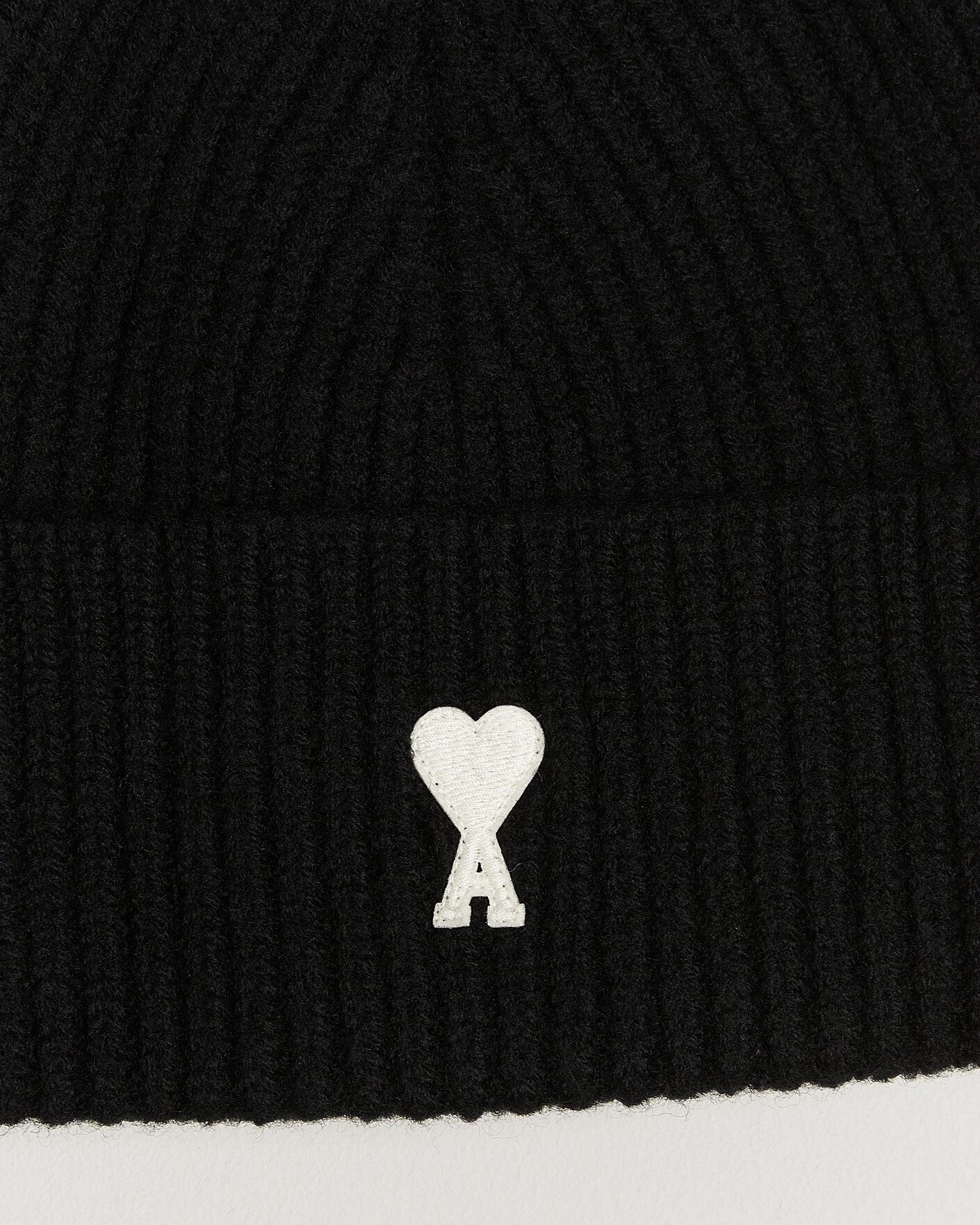 Men | Beanies | AMI | Contrasted Heart Logo Beanie Black