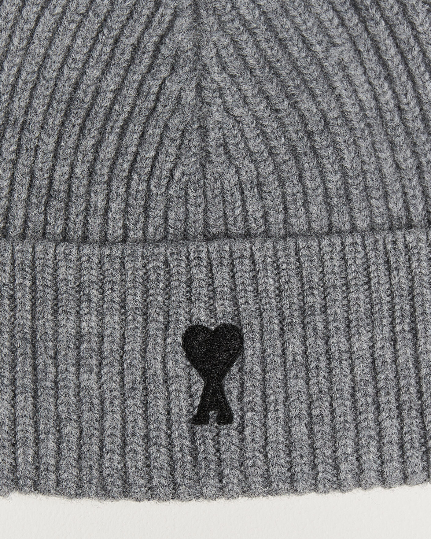 Men | Beanies | AMI | Contrasted Heart Logo Beanie Light Grey Melange