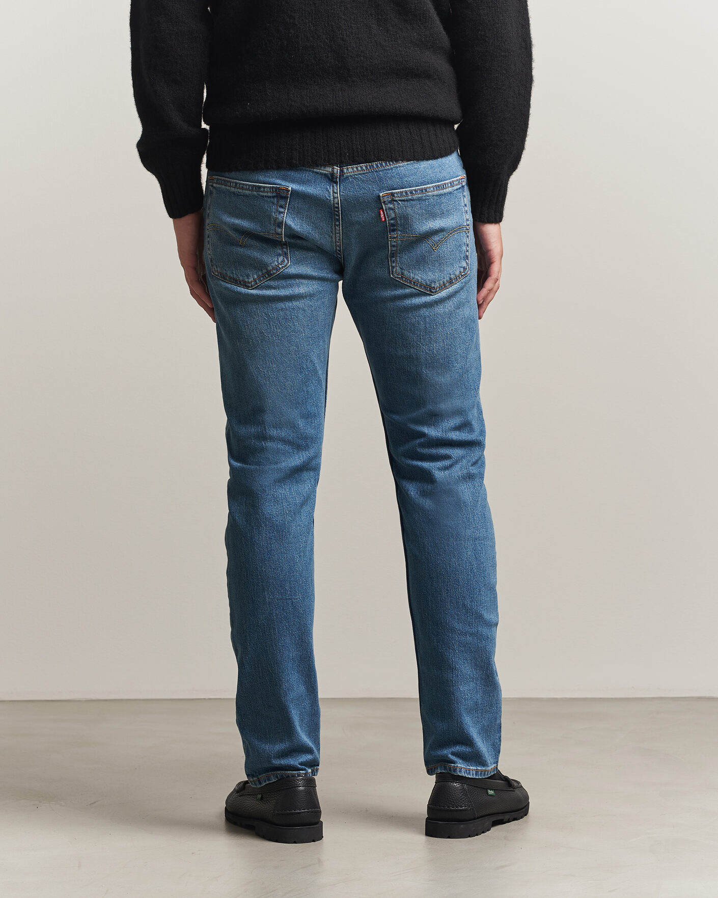 Men | Jeans | Levi's | 502 Taper Jeans Come Closer
