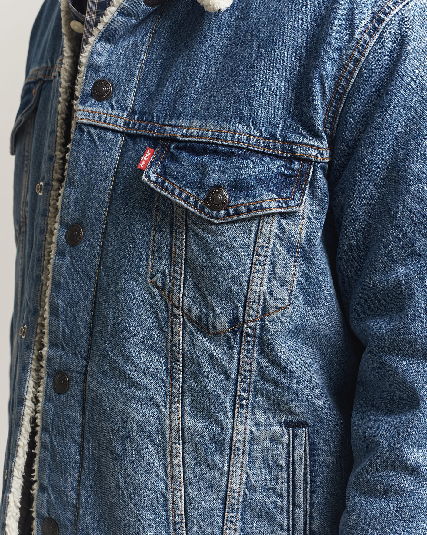 Men | Coats & Jackets | Levi's | Type 3 Sherpa Trucker Washed Away