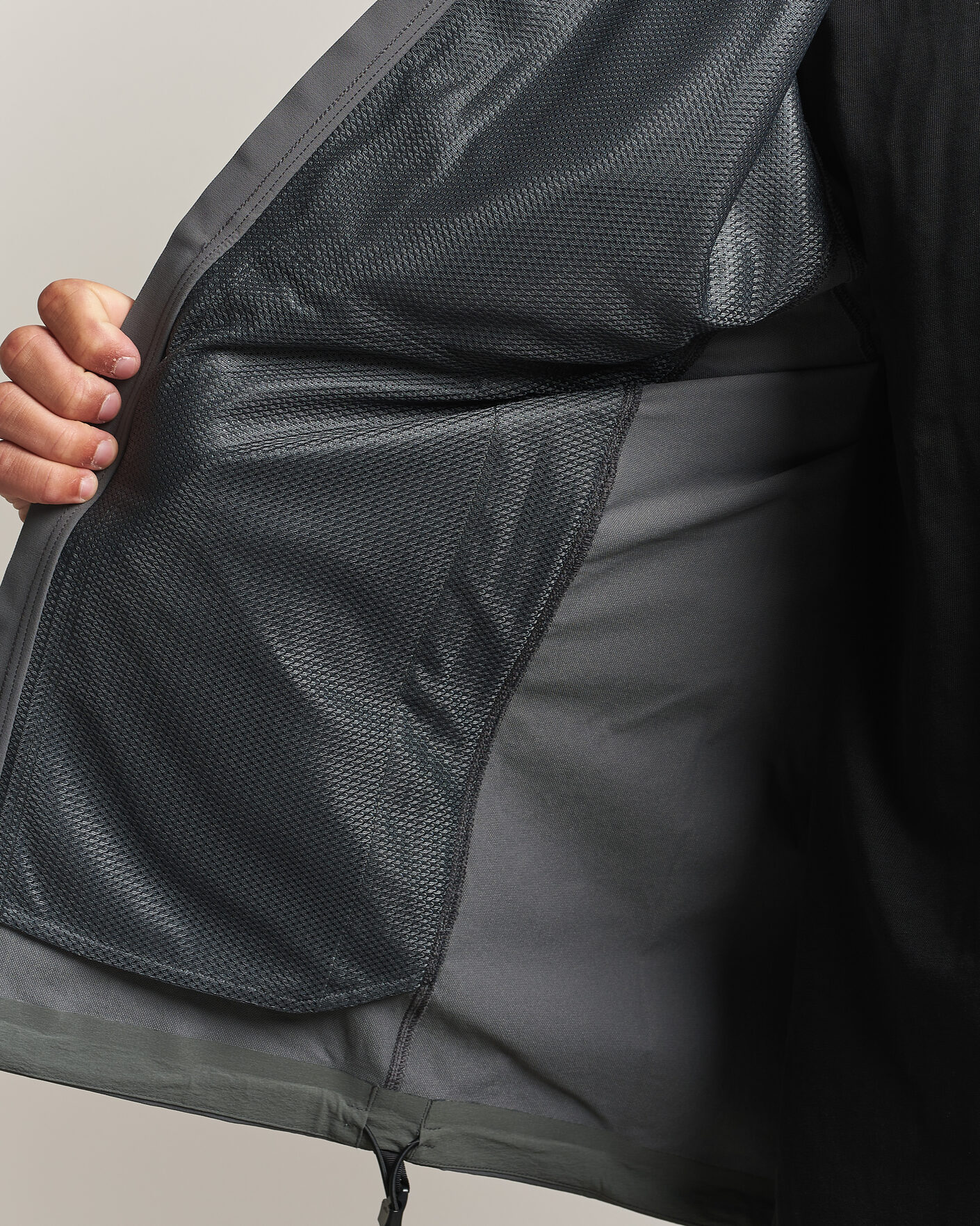 Men | Coats & Jackets | Arc'teryx | Gamma Lightweight Softshell Hooded Jacket Cloud