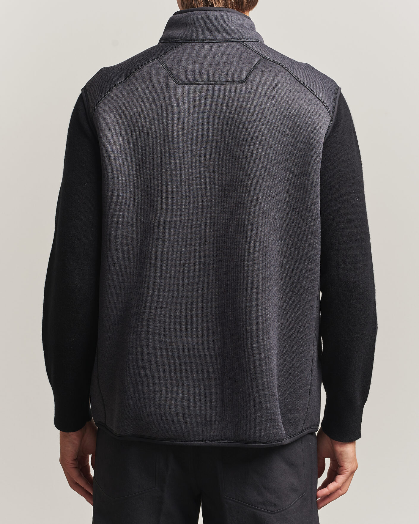 Men | Sweaters & Knitwear | Arc'teryx | Covert Vest Black Heather