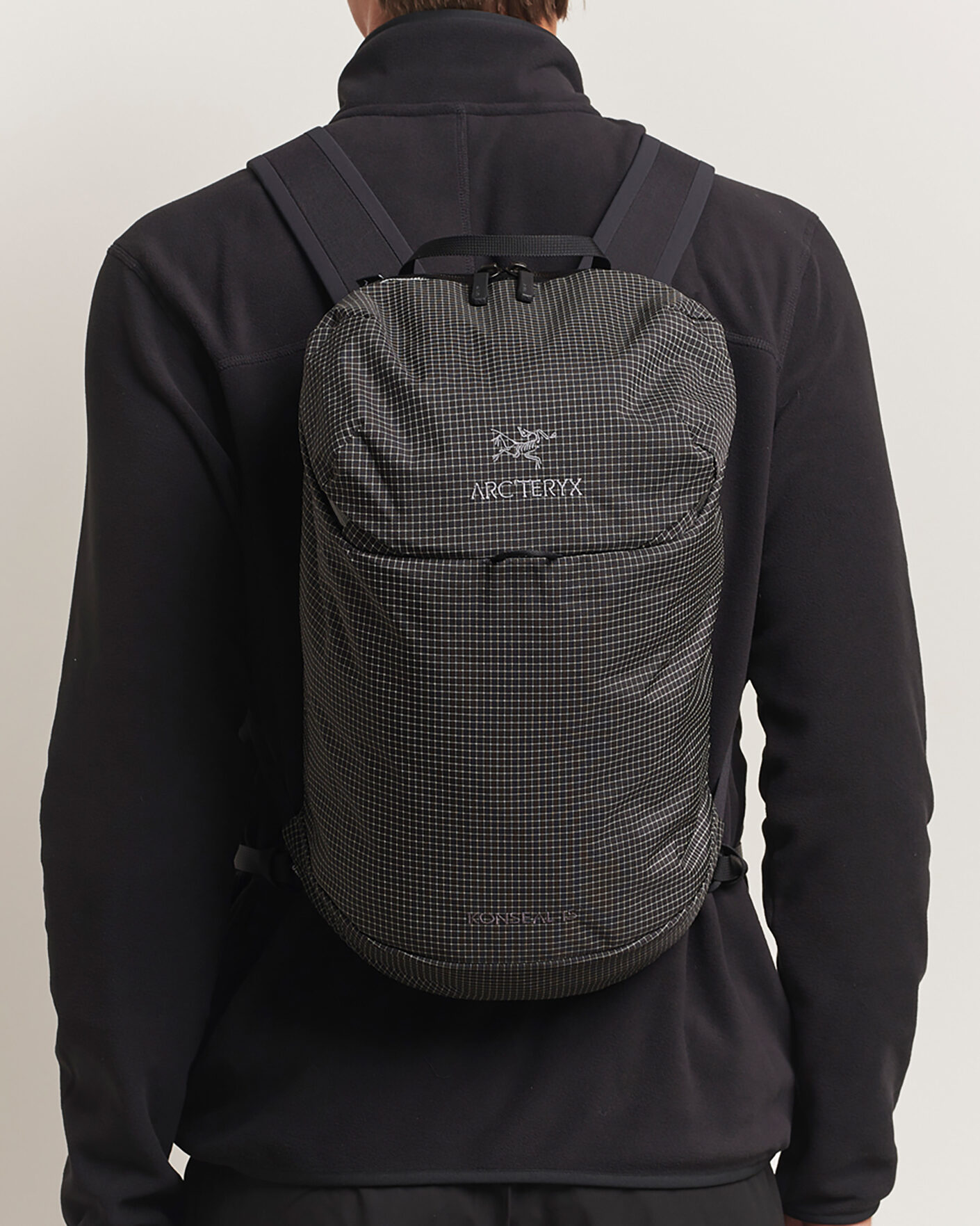Men | Bags | Arc'teryx | Konseal 15L Backpack Black