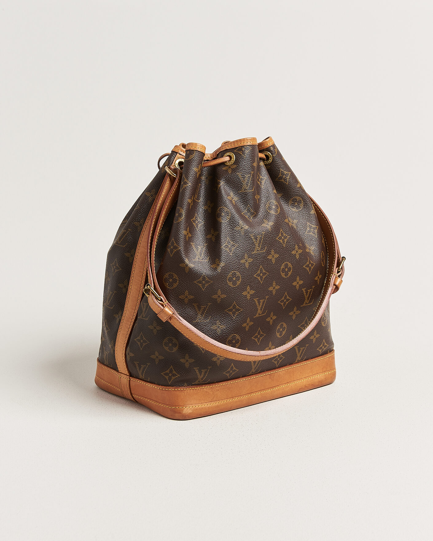 Men | Pre-Owned & Vintage Bags | Louis Vuitton Pre-Owned | Noé Monogram