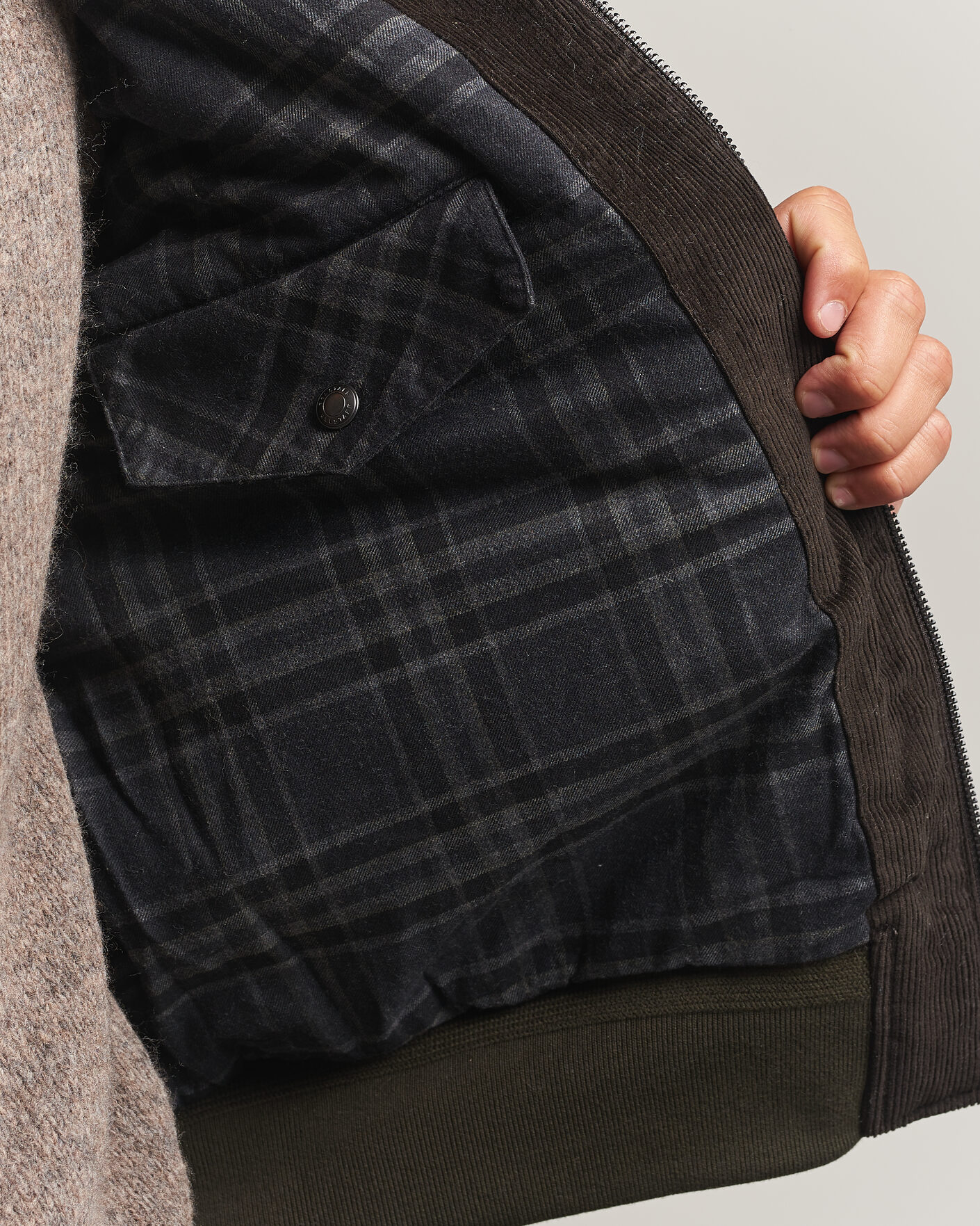 Men | Coats & Jackets | Belstaff | Mount Wax Bomber Jacket Faded Olive