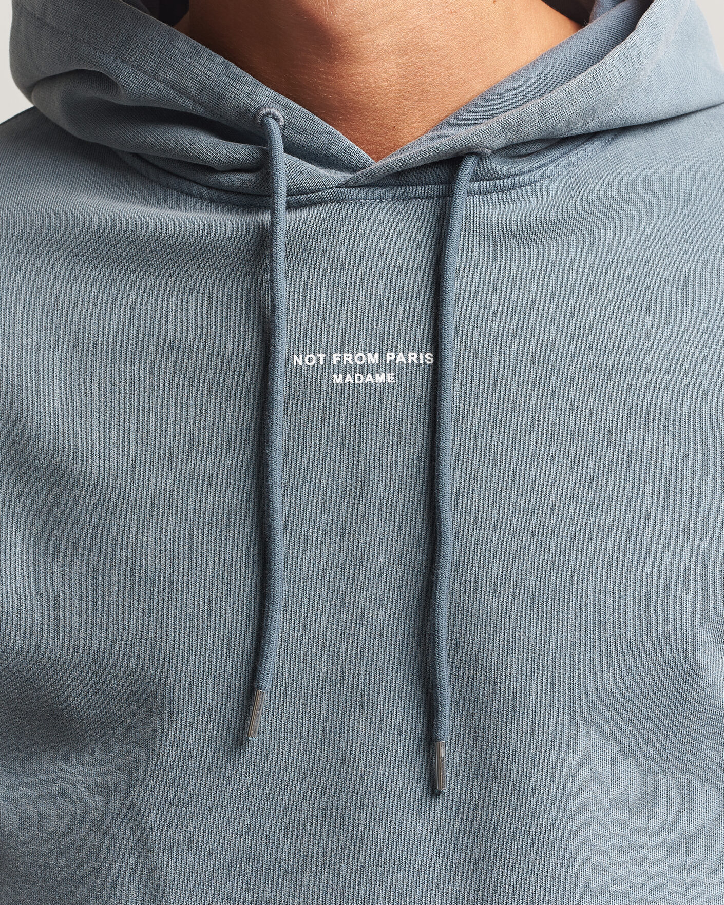 Men | Sweaters & Knitwear | Drôle de Monsieur | Classic Slogan Hoodie Dark Grey