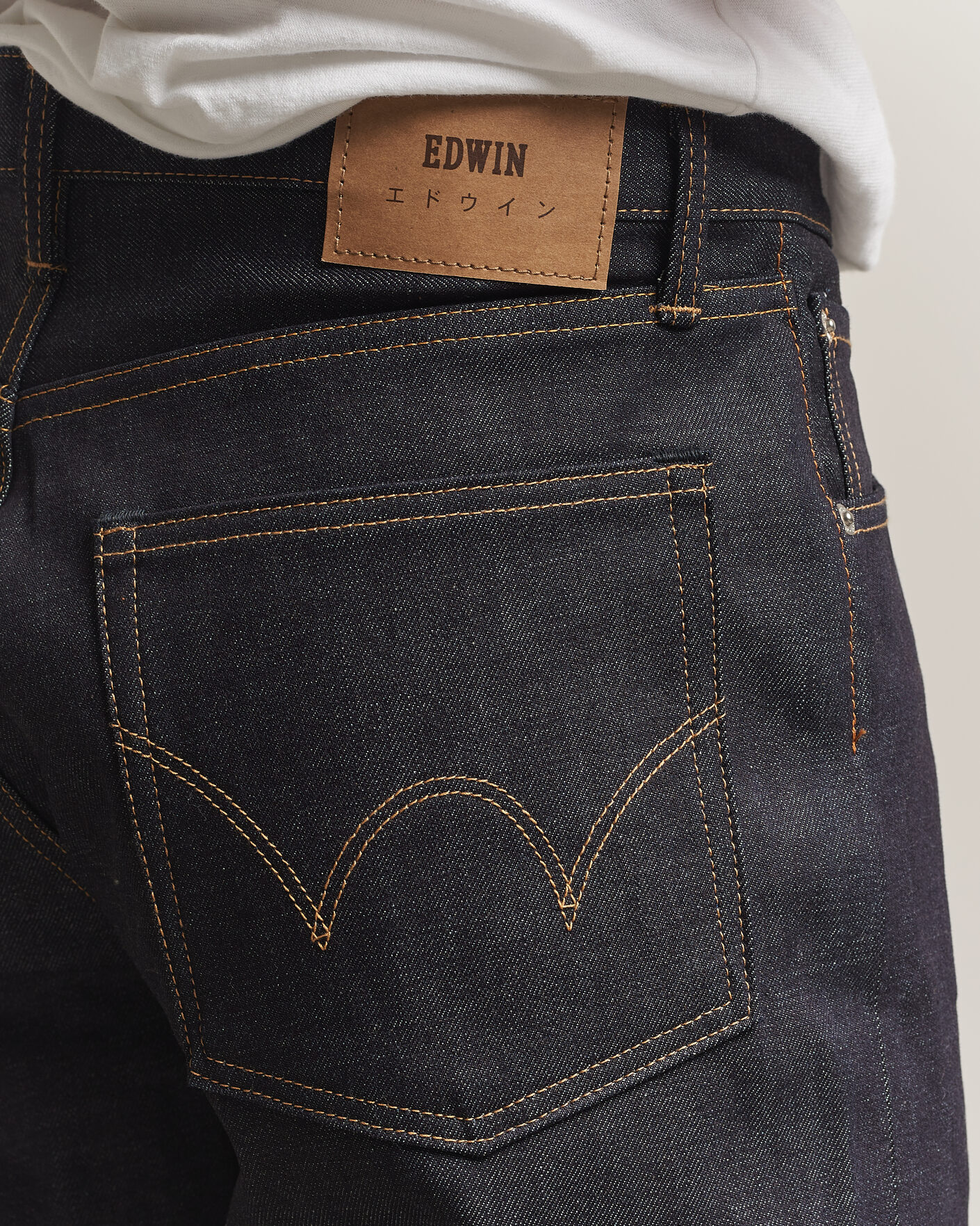 Men | Trousers | EDWIN | Loose Straight Rainbow Selvage Jeans Unwashed