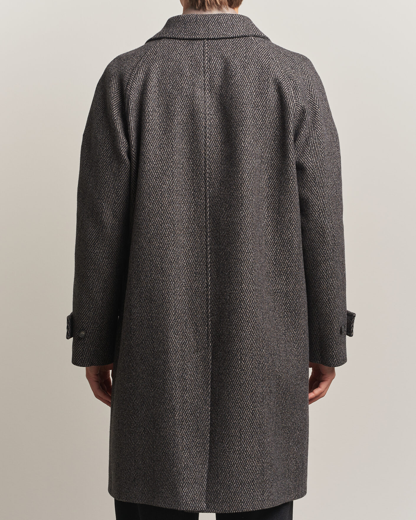 Men | Coats & Jackets | Eton | Wool/Cashmere Herringbone Raglan Coat Dark Brown