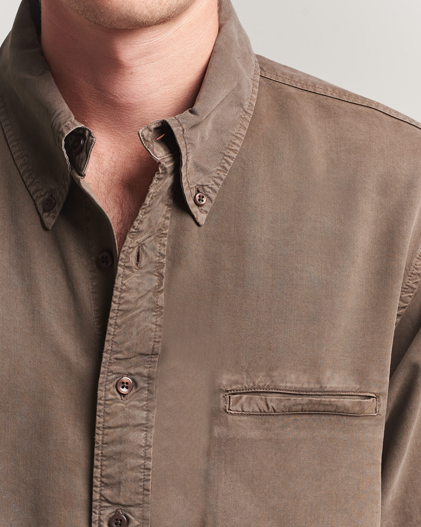 Men | Shirts | Filippa K | Zack Lyocell Shirt Ebony Brown