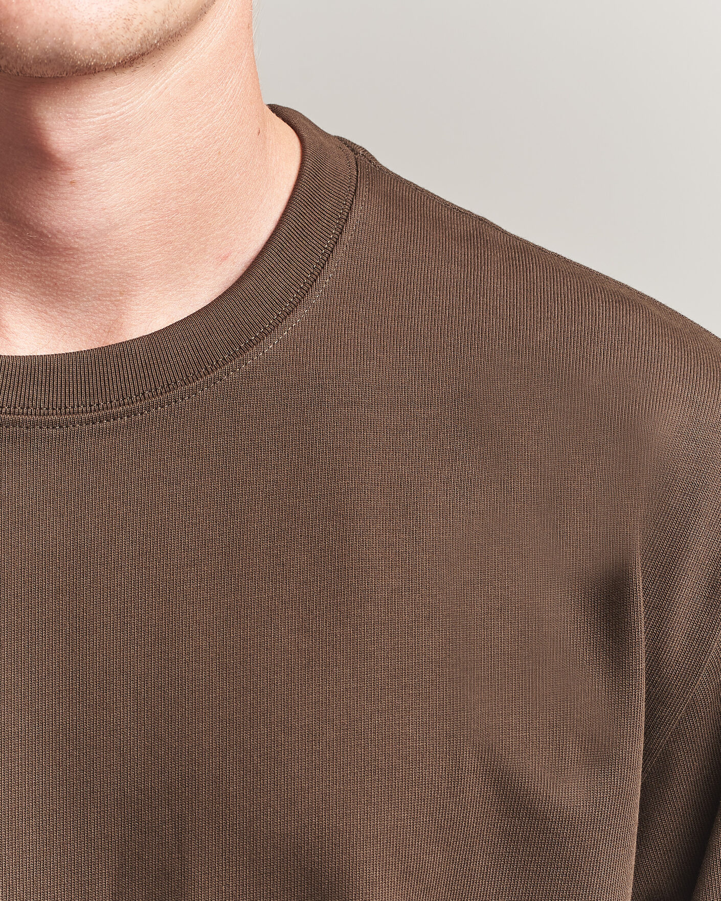Men | T-Shirts | Filippa K | Heavy Cotton Crew Neck T-Shirt Golden Brown