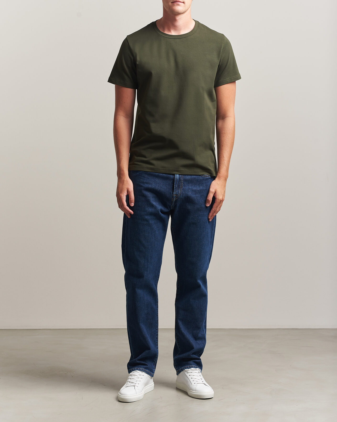 Men | T-Shirts | Filippa K | Soft Lycra T-Shirt Night Green