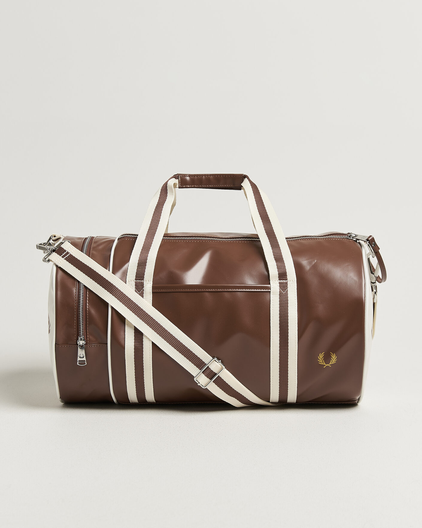 Men | Bags | Fred Perry | Classic Barrel Bag Tan