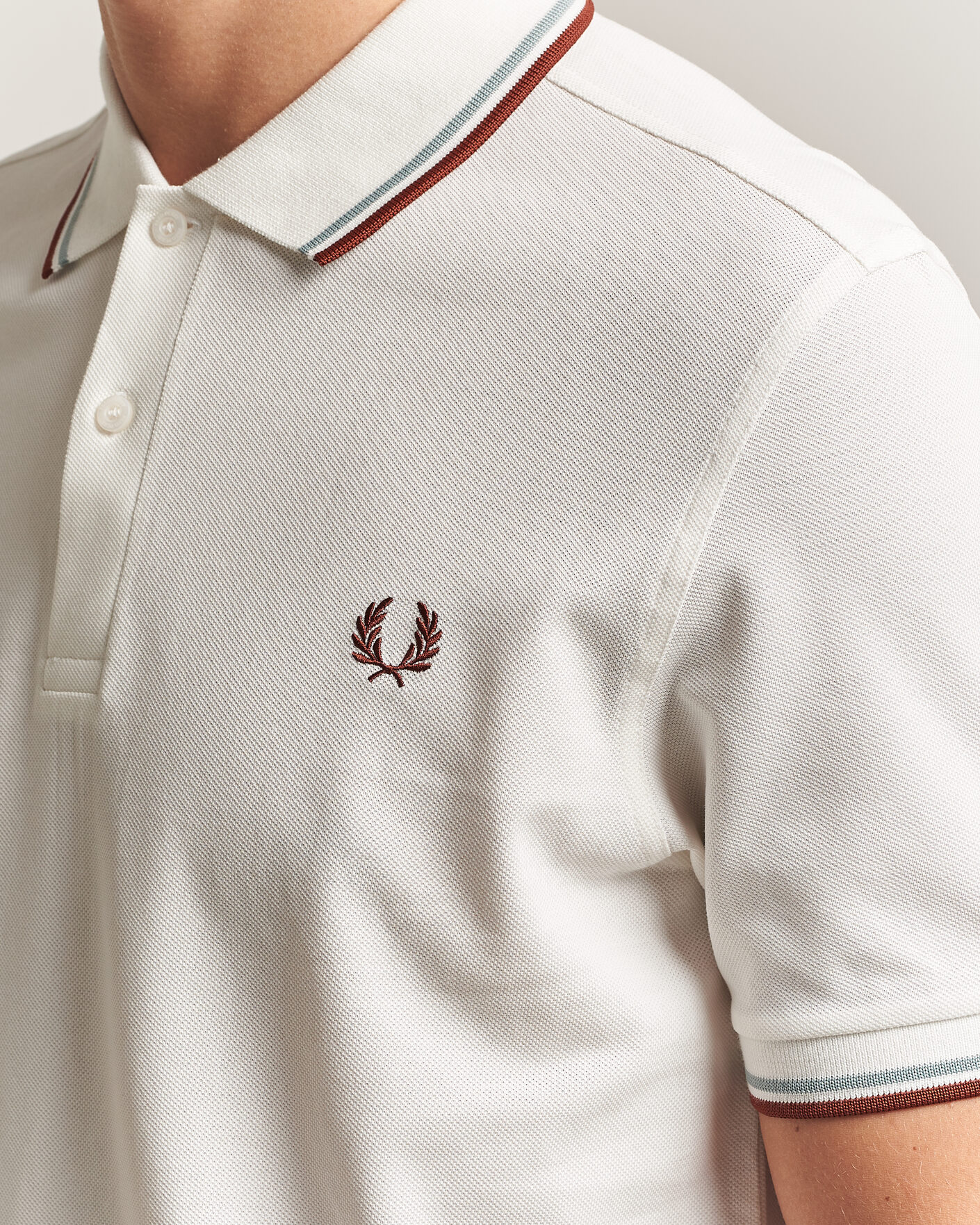 Men | Polo Shirts | Fred Perry | Twin Tipped Polo Shirt Ecru