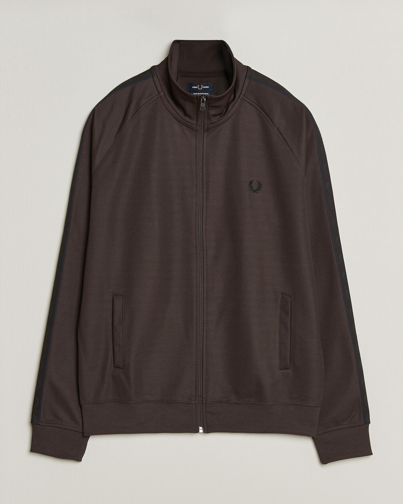 Men | Sweaters & Knitwear | Fred Perry | Taped Track Jacket Rich Brown