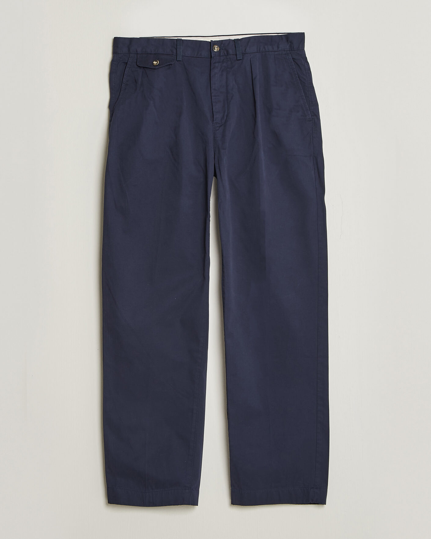 Men | Trousers | Gant | Relaxed Fit Pleated Cotton Twill Pants Evening Blue