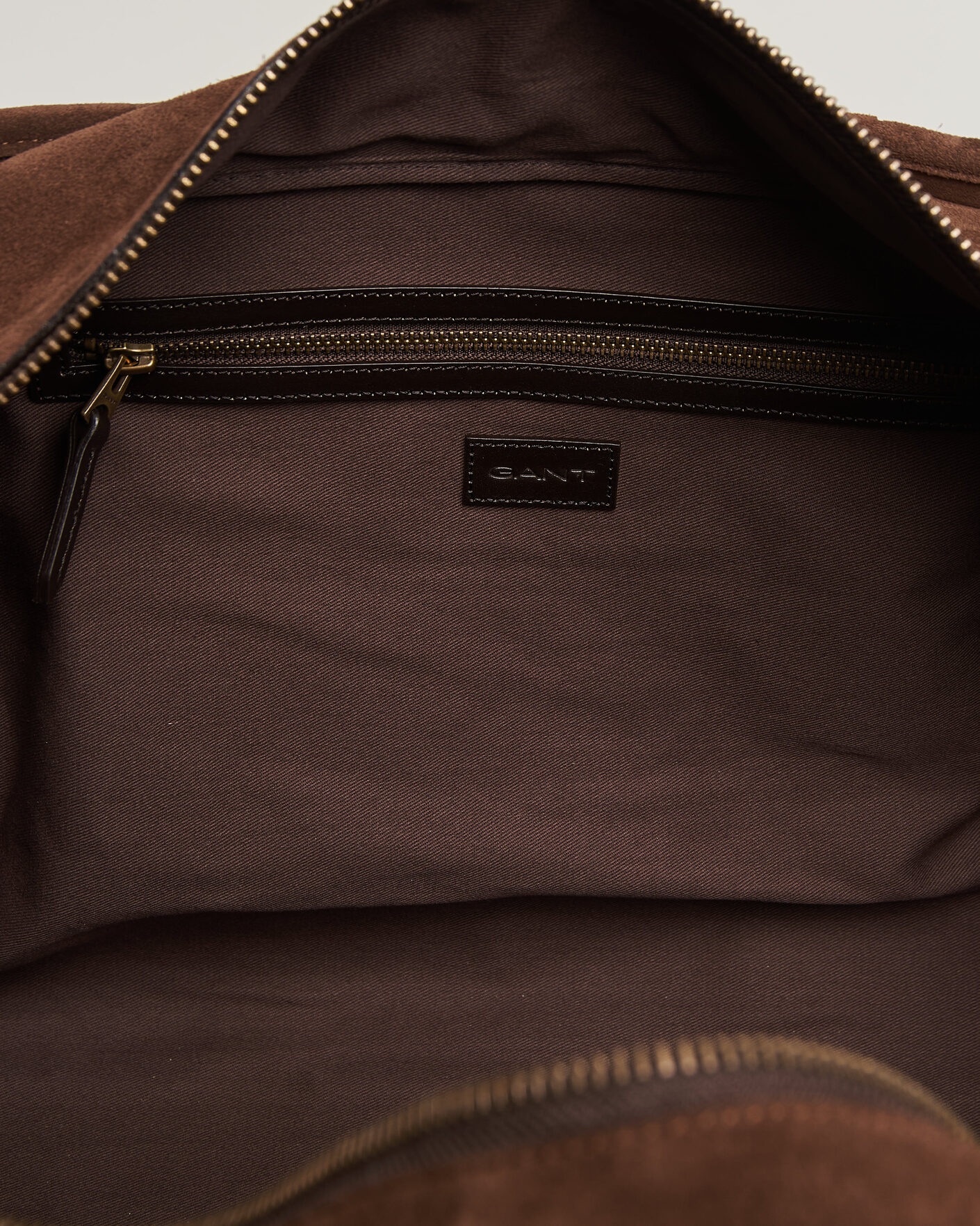Men | Bags | Gant | Suede Duffle Bag Soil Brown