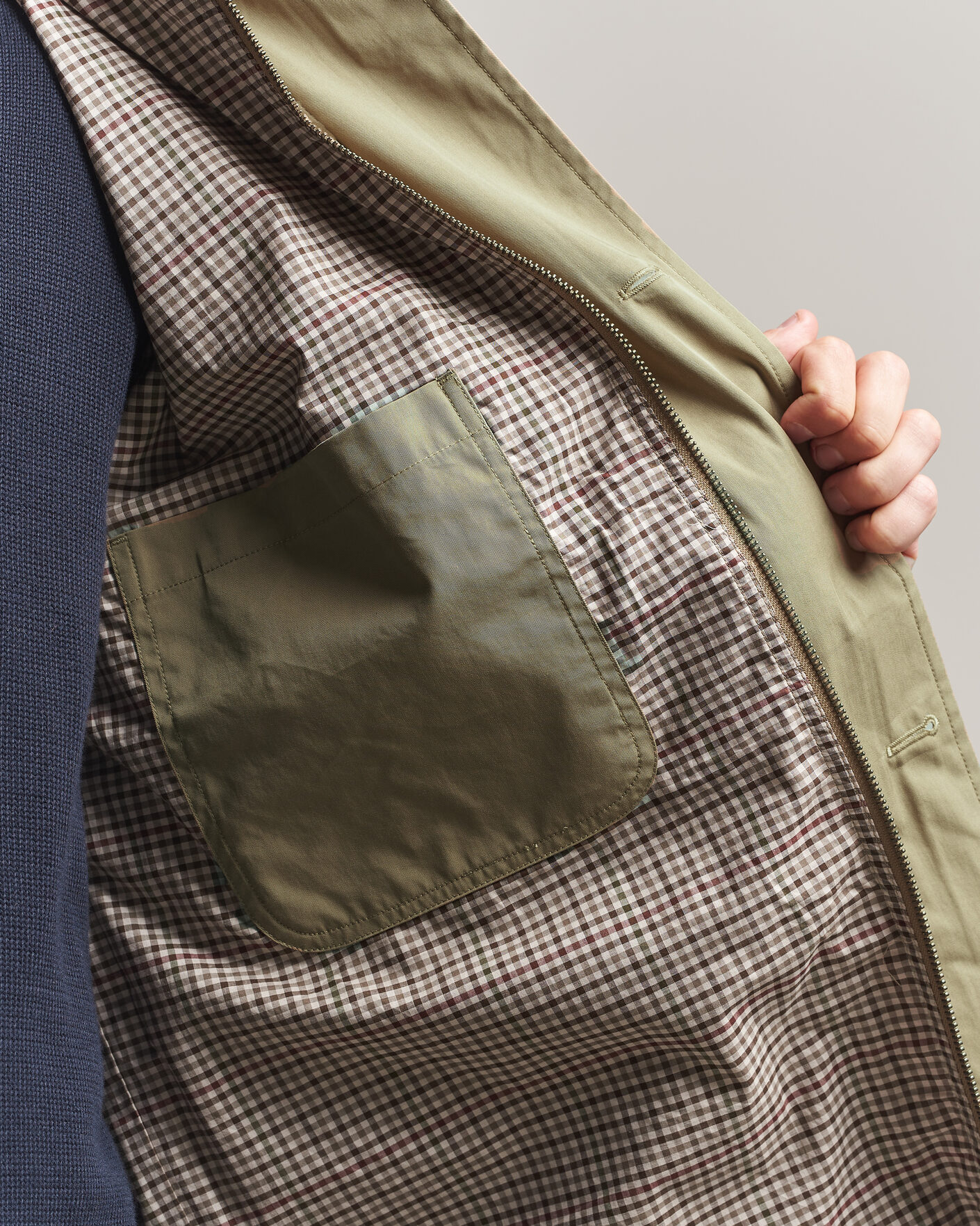 Men | Coats & Jackets | Gant | Cotton Barn Jacket Light Taupe