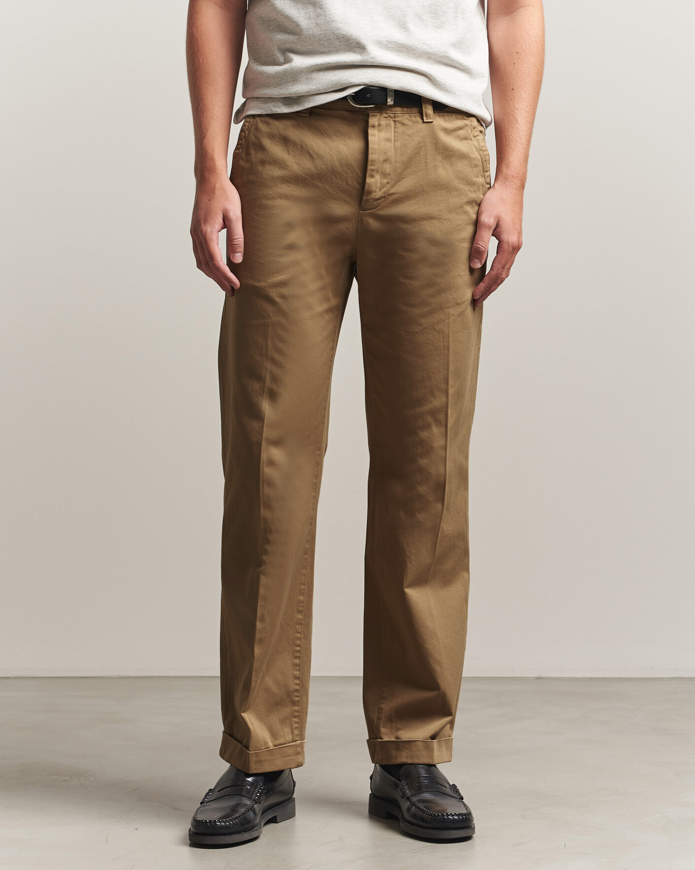 Men | Trousers | Gant | YALE Cotton Twill Chinos Darkened Beige
