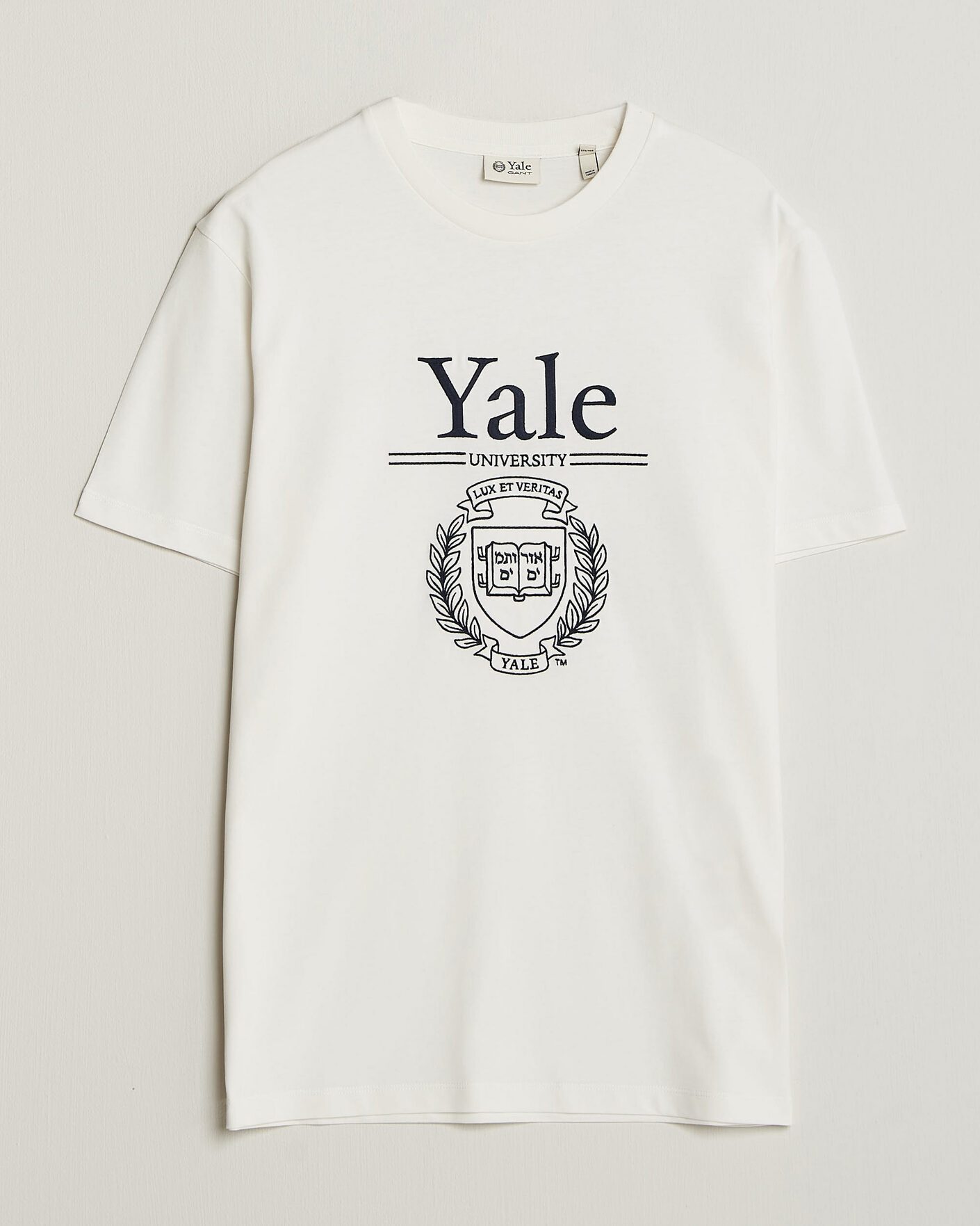 Men | T-Shirts | Gant | YALE Crew Neck T-Shirt Eggshell