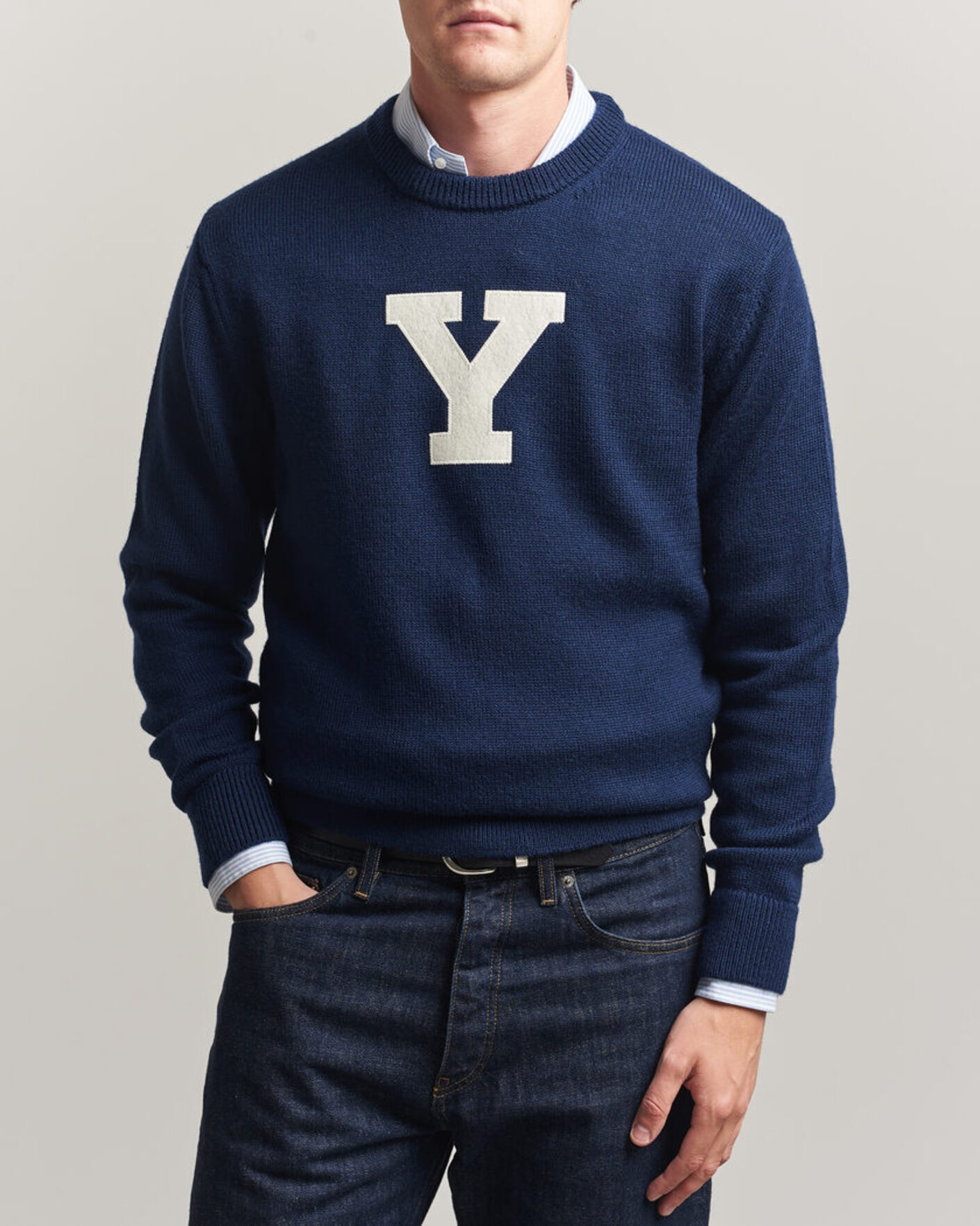 Men | Sweaters & Knitwear | Gant | YALE Merino Crew Neck Marine