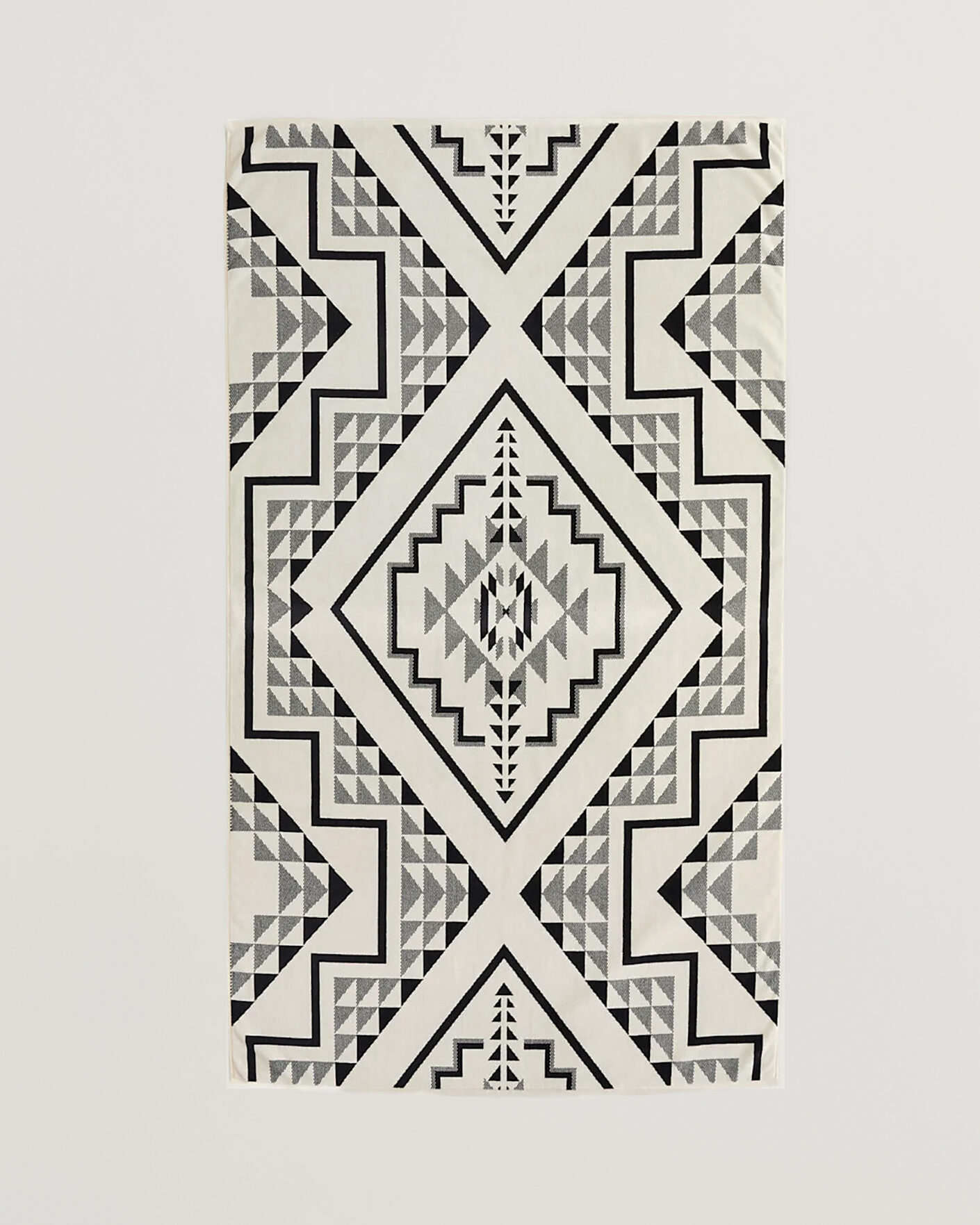 Men | Fabrics | Pendleton | Oversized Jacquard Spa Towel Oxbow