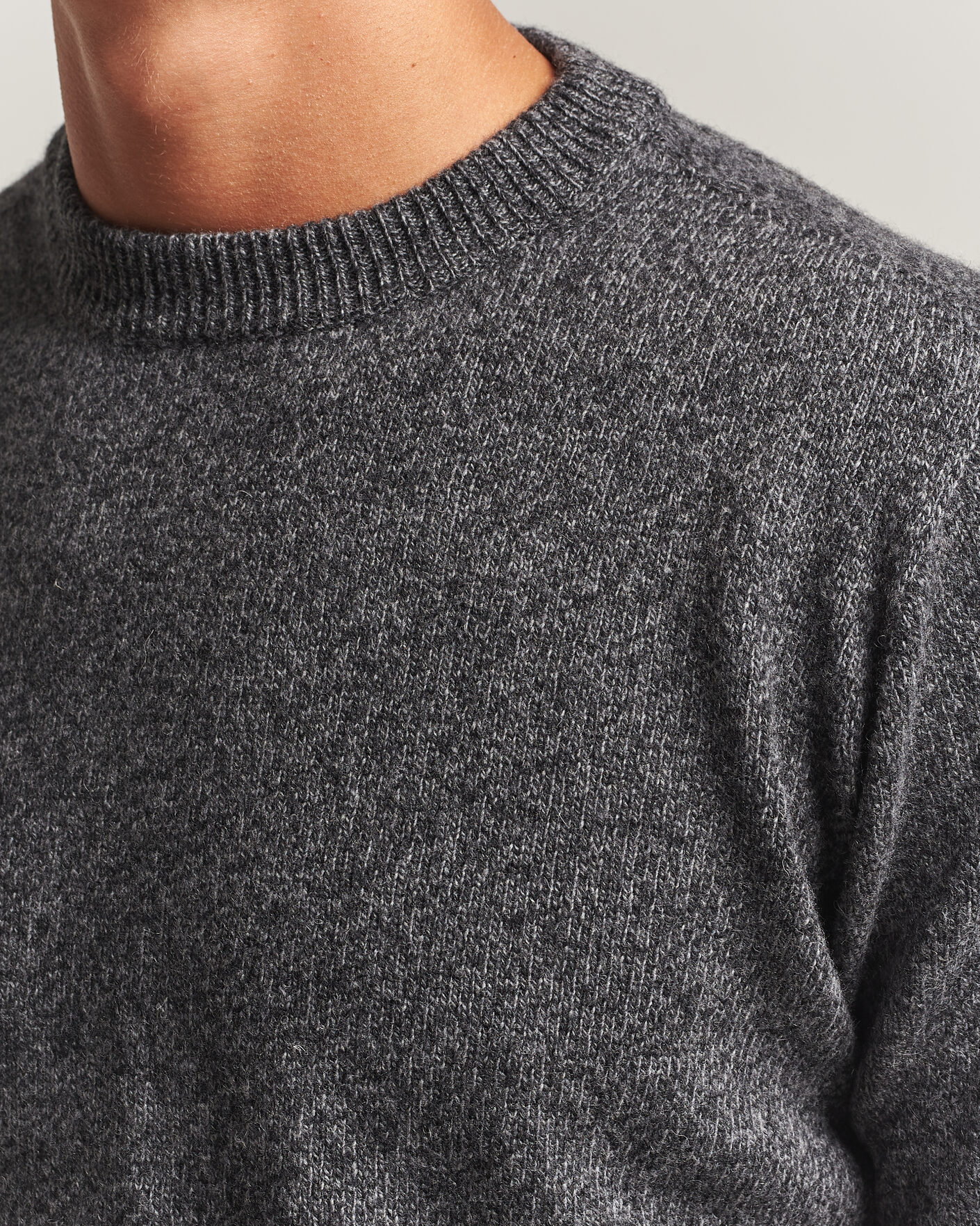 Men | Sweaters & Knitwear | Altea | Wool/Cashmere Crew Neck Pullover Charcoal Melange