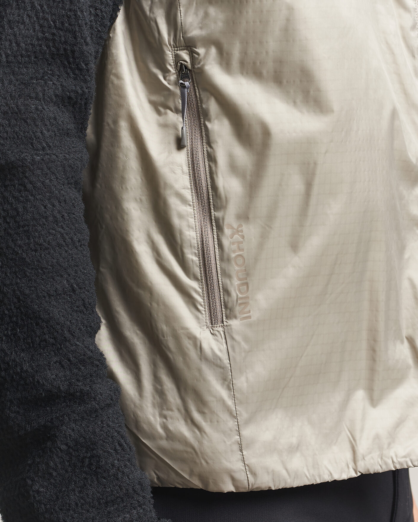 Men | Gilets | Houdini | Dunfri Primaloft Padded Vest Sandstorm