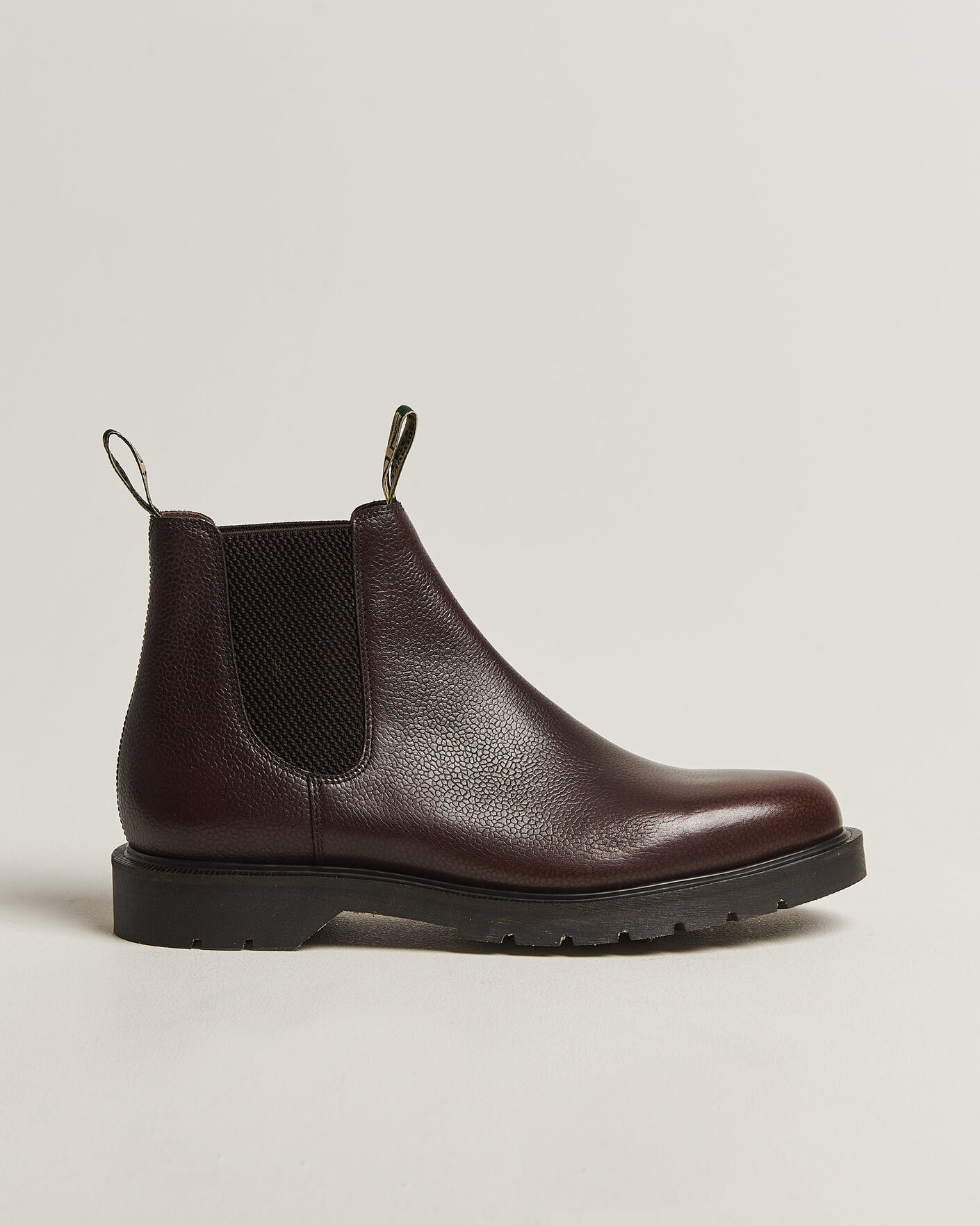 Men | Boots | Loake 1880 | Mccauley Heat Sealed Chelsea Dark Brown