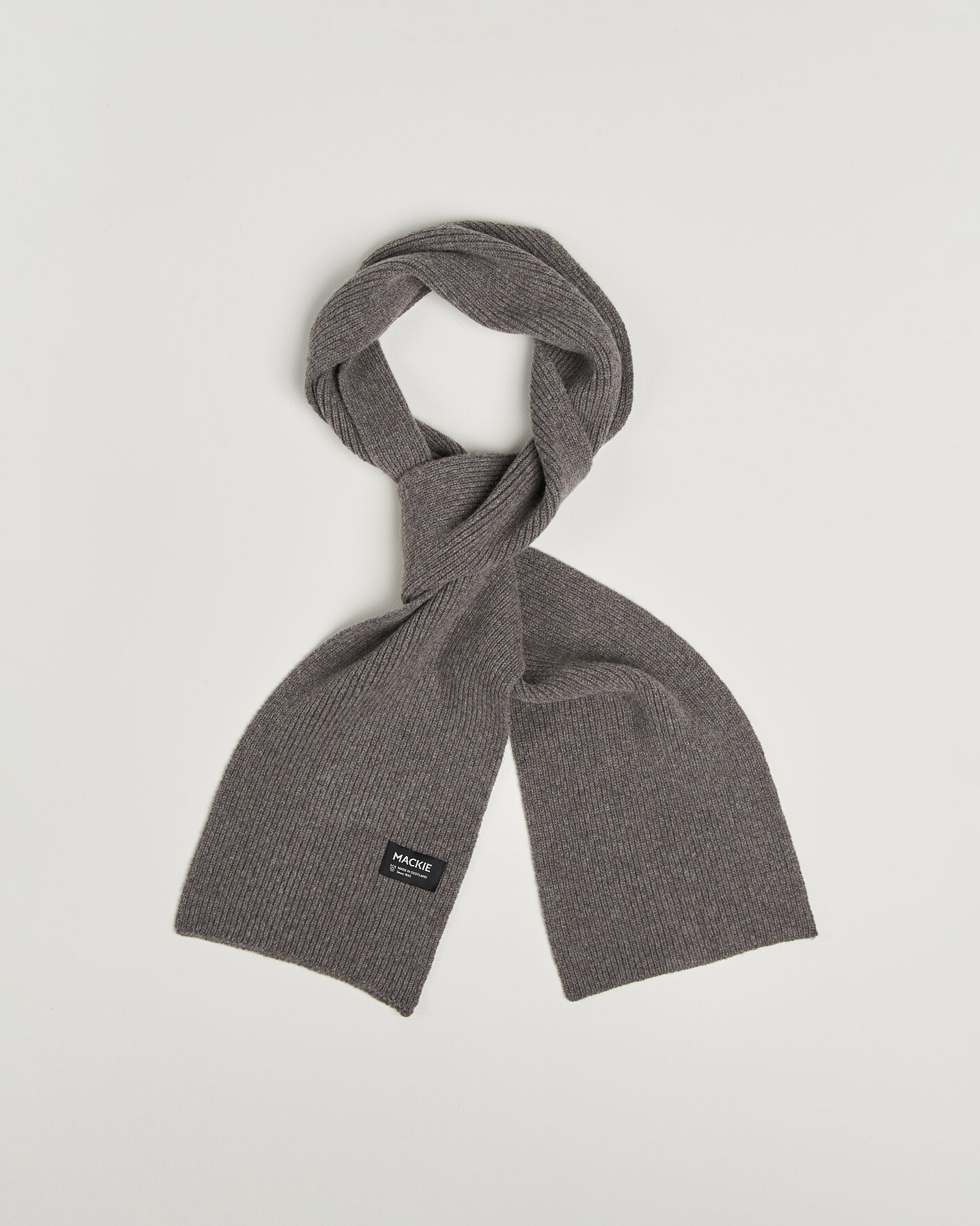 Men | Scarves | Robert Mackie | Clyde Lambswool Scarf Light Brown