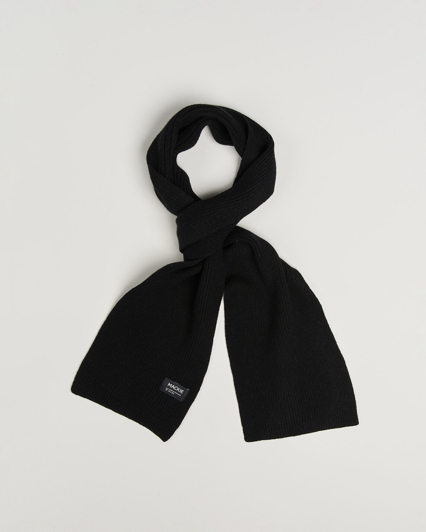 Men | Scarves | Robert Mackie | Clyde Lambswool Scarf Black