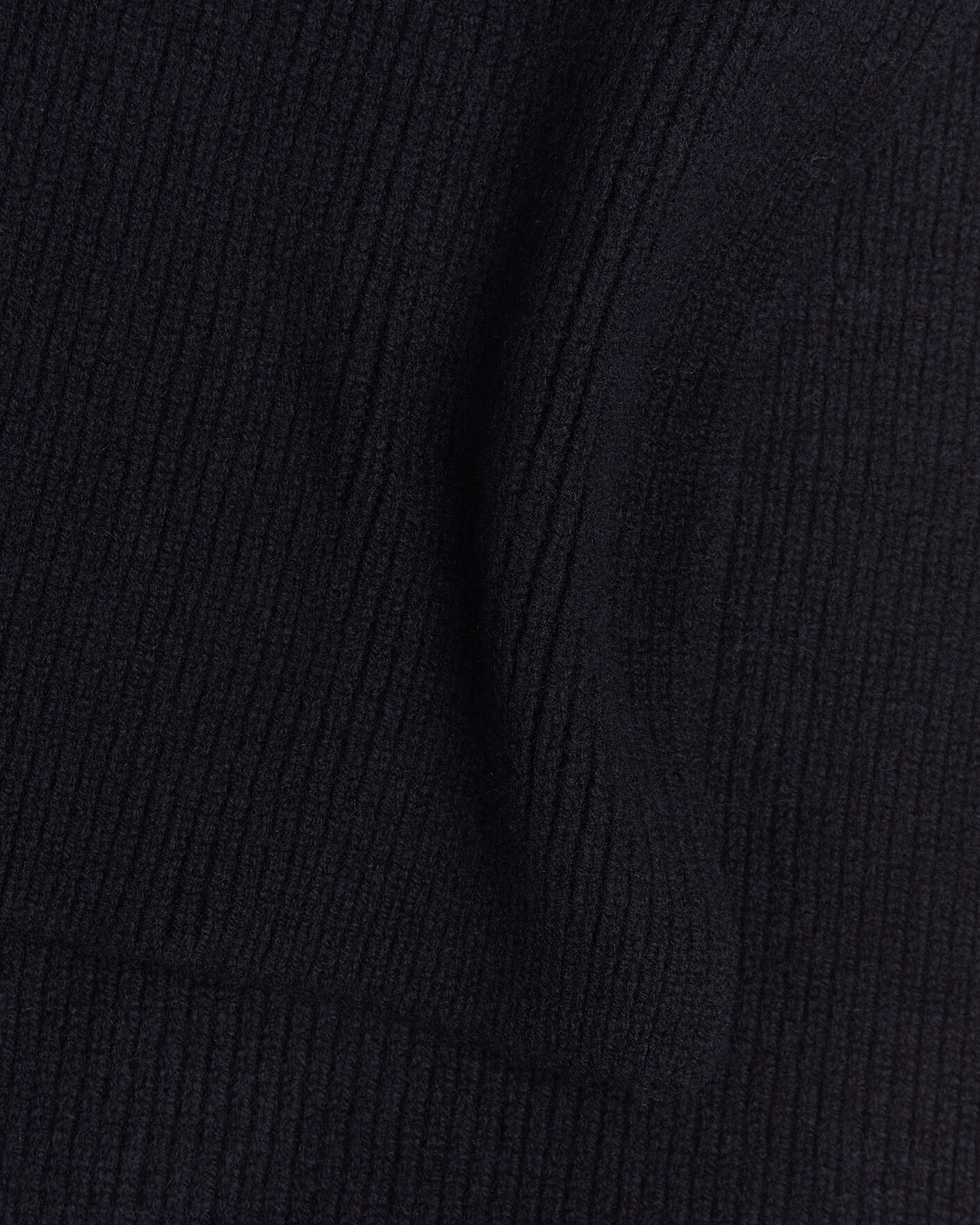Men | Scarves | Robert Mackie | Clyde Lambswool Scarf Navy