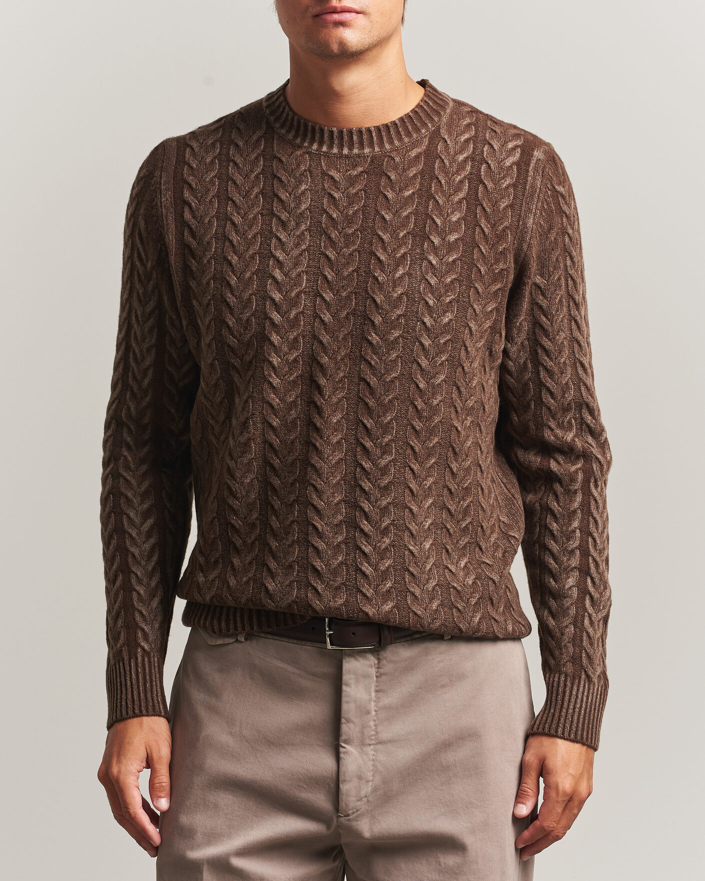 Men | Sweaters & Knitwear | Morgano | Cable Knitted Brushed Dyed Wool Crew Brown