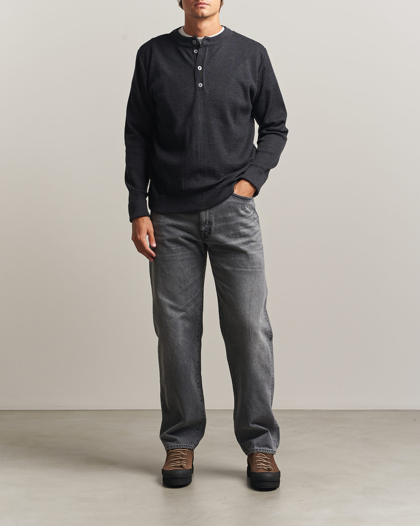 Men | Sweaters & Knitwear | S.N.S. Herning | Stamina Rib Henley Magnetite Black