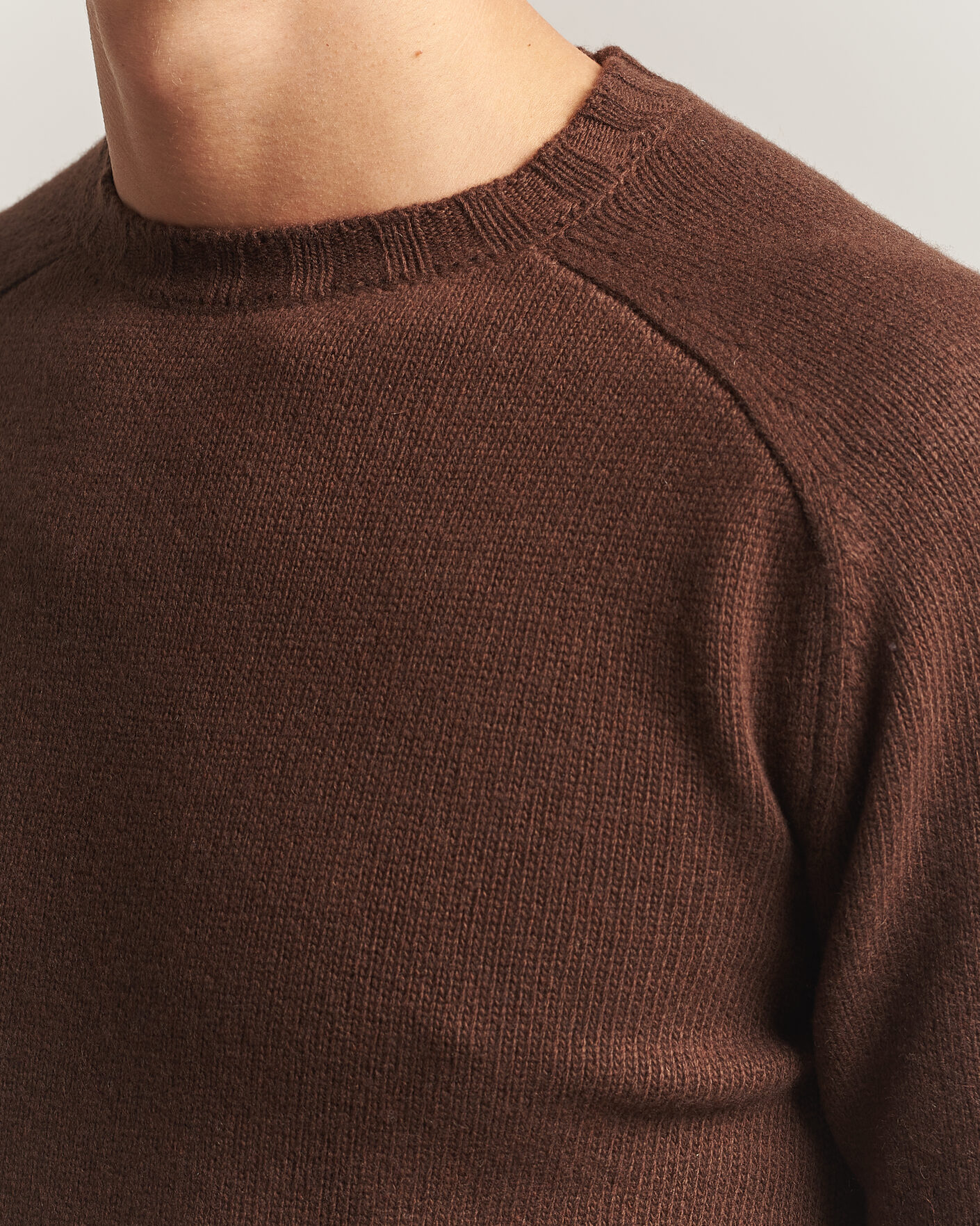 Men | Sweaters & Knitwear | Morgano | Heavy Knitted Wool/Cashmere Crewneck Dark Brown