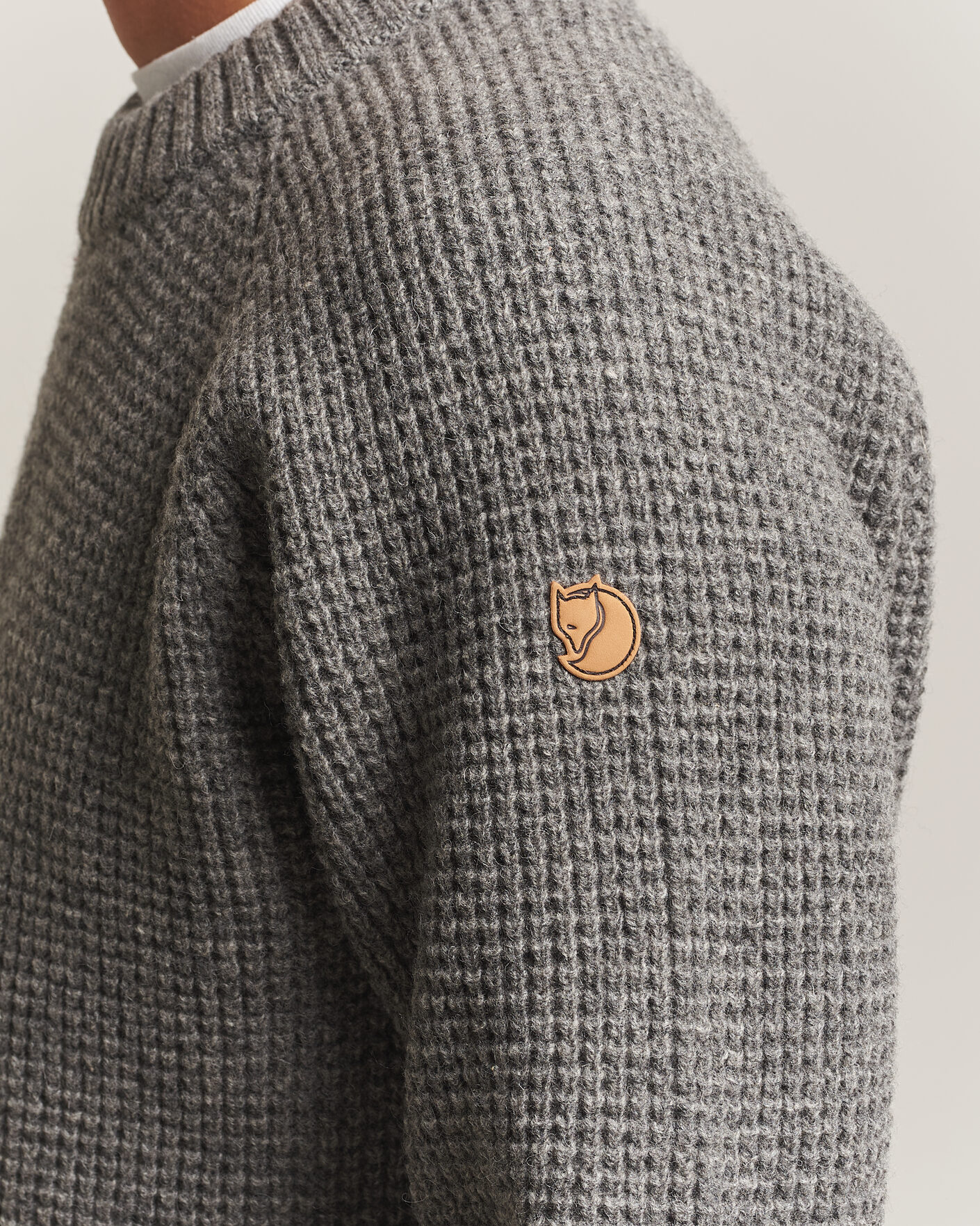 Men | Sweaters & Knitwear | Fjällräven | Övik Wool Waffle Knit Grey Melange