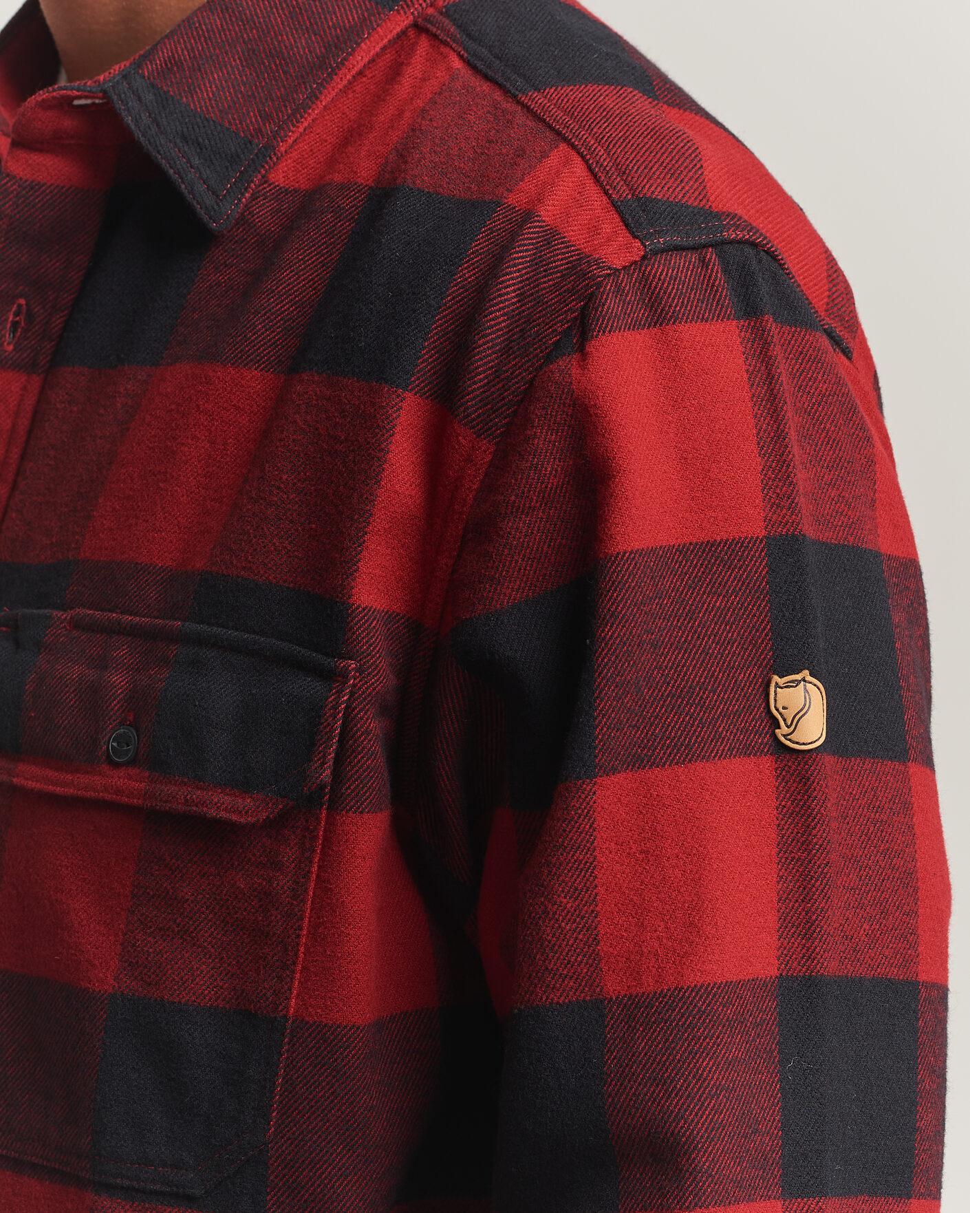 Men | Shirts | Fjällräven | Övik Heavy Flannel Shirt Red/Black