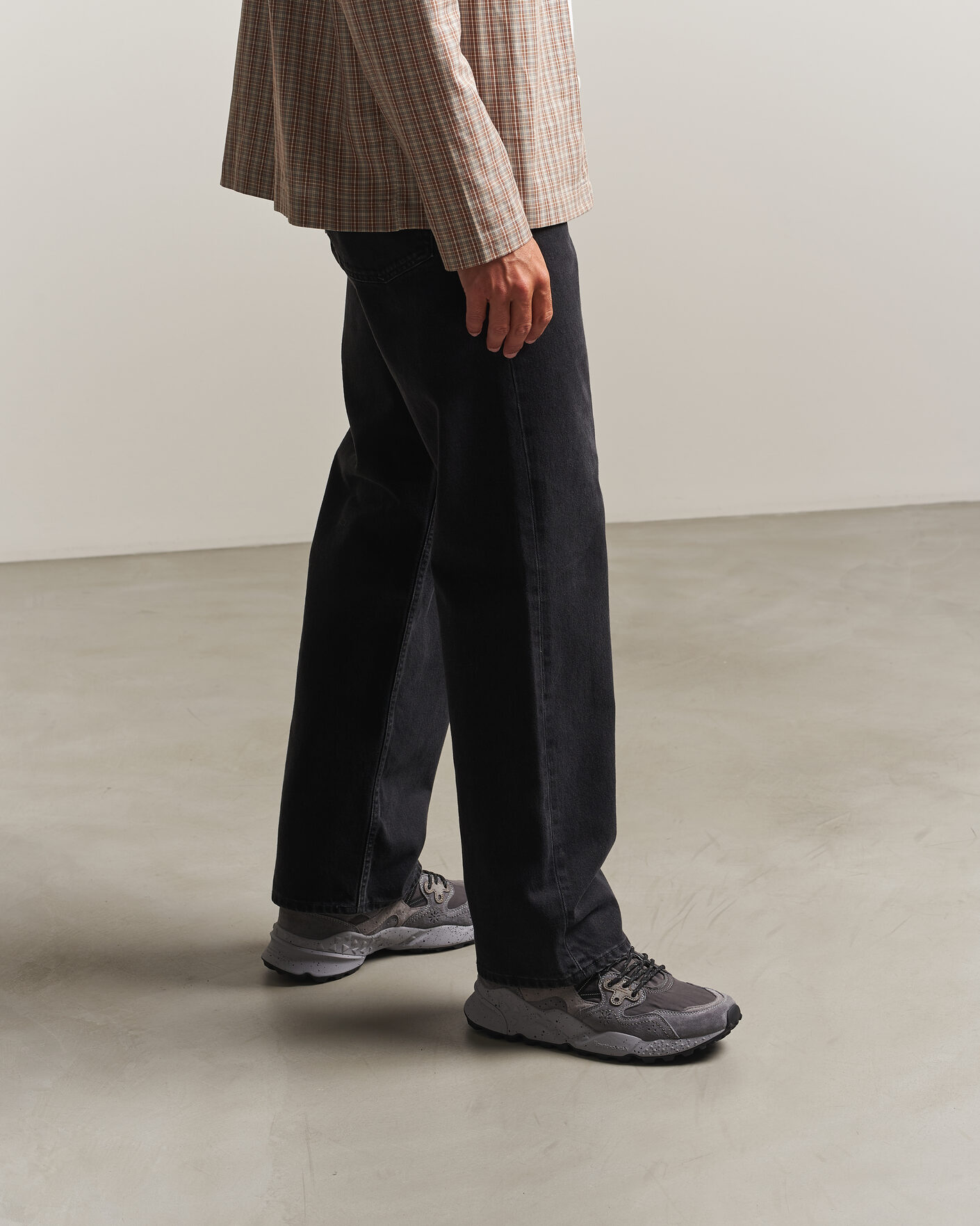 Men | Sneakers | Flower Mountain | Yamano 3 Mid Suede/Sherling Sneaker Grey