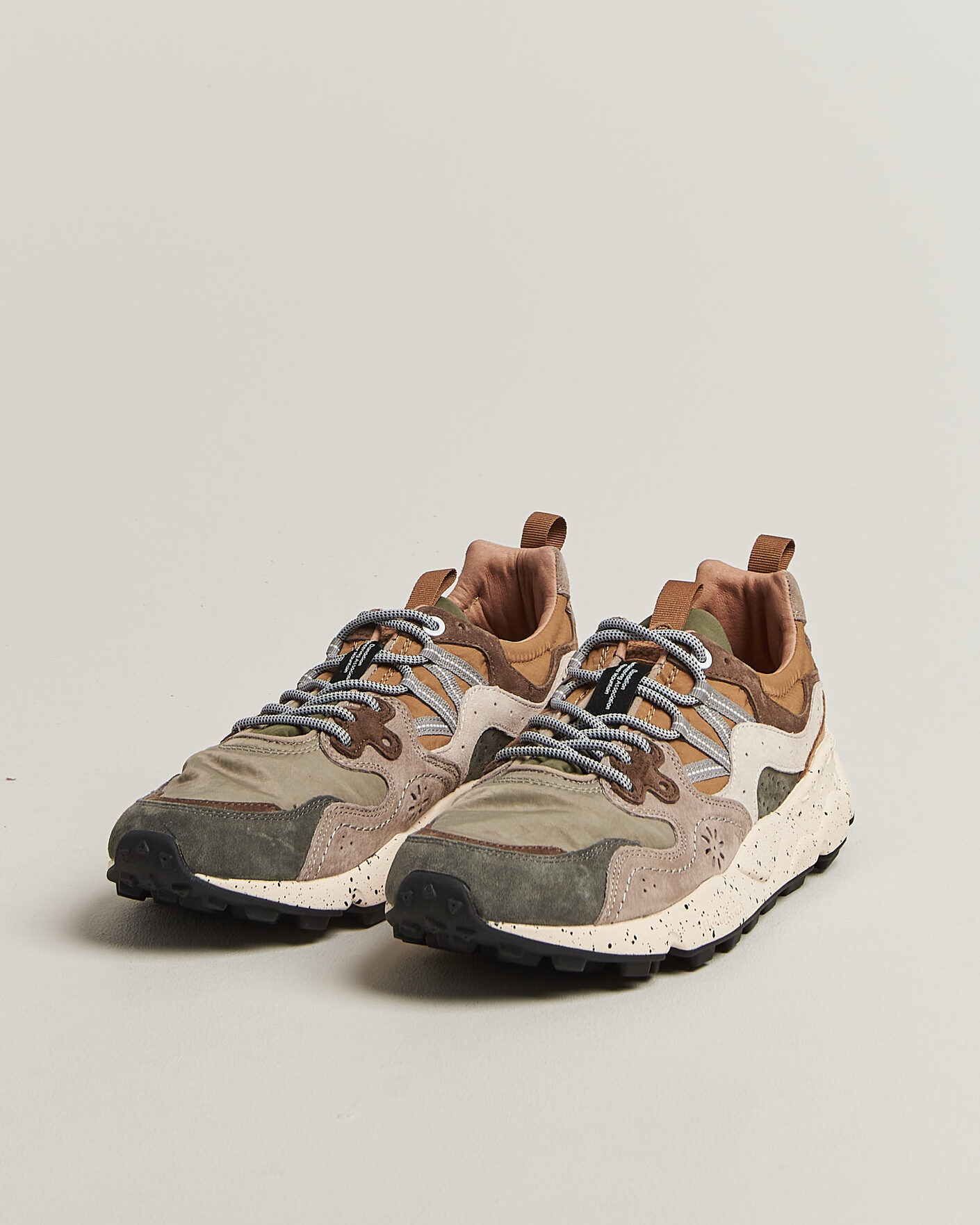 Men | Sneakers | Flower Mountain | Yamano 3 Suede/Nylon Sneaker Grey/Onion