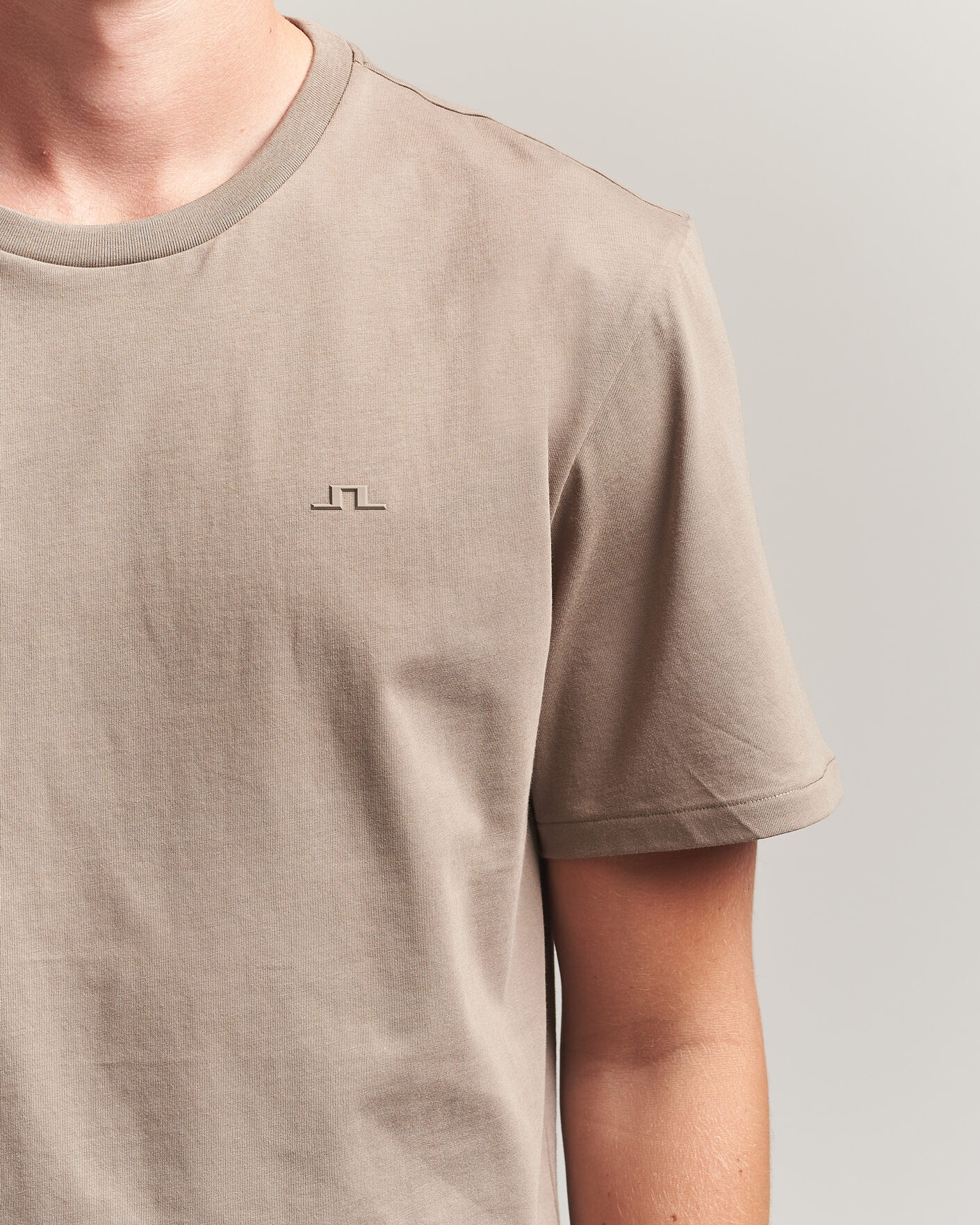 Men | T-Shirts | J.Lindeberg | Alpha Crew Neck T-Shirt Brindle